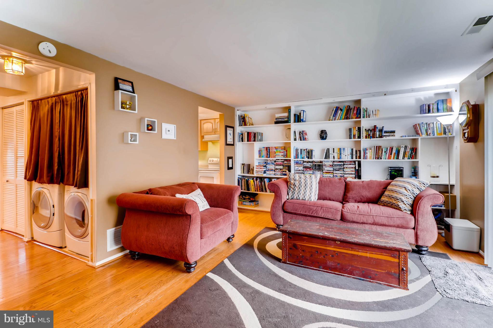 VILLAGE OF OWEN BROWN - Residential