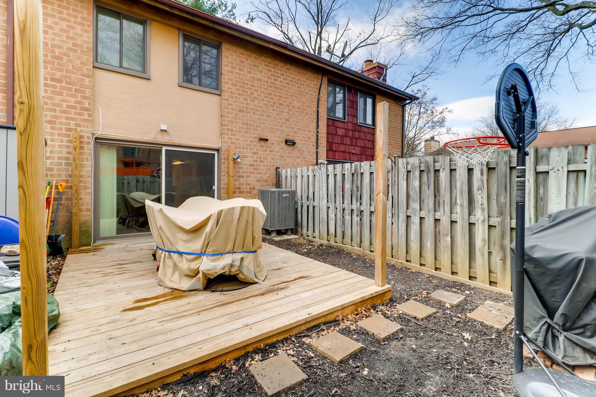 VILLAGE OF OWEN BROWN - Residential