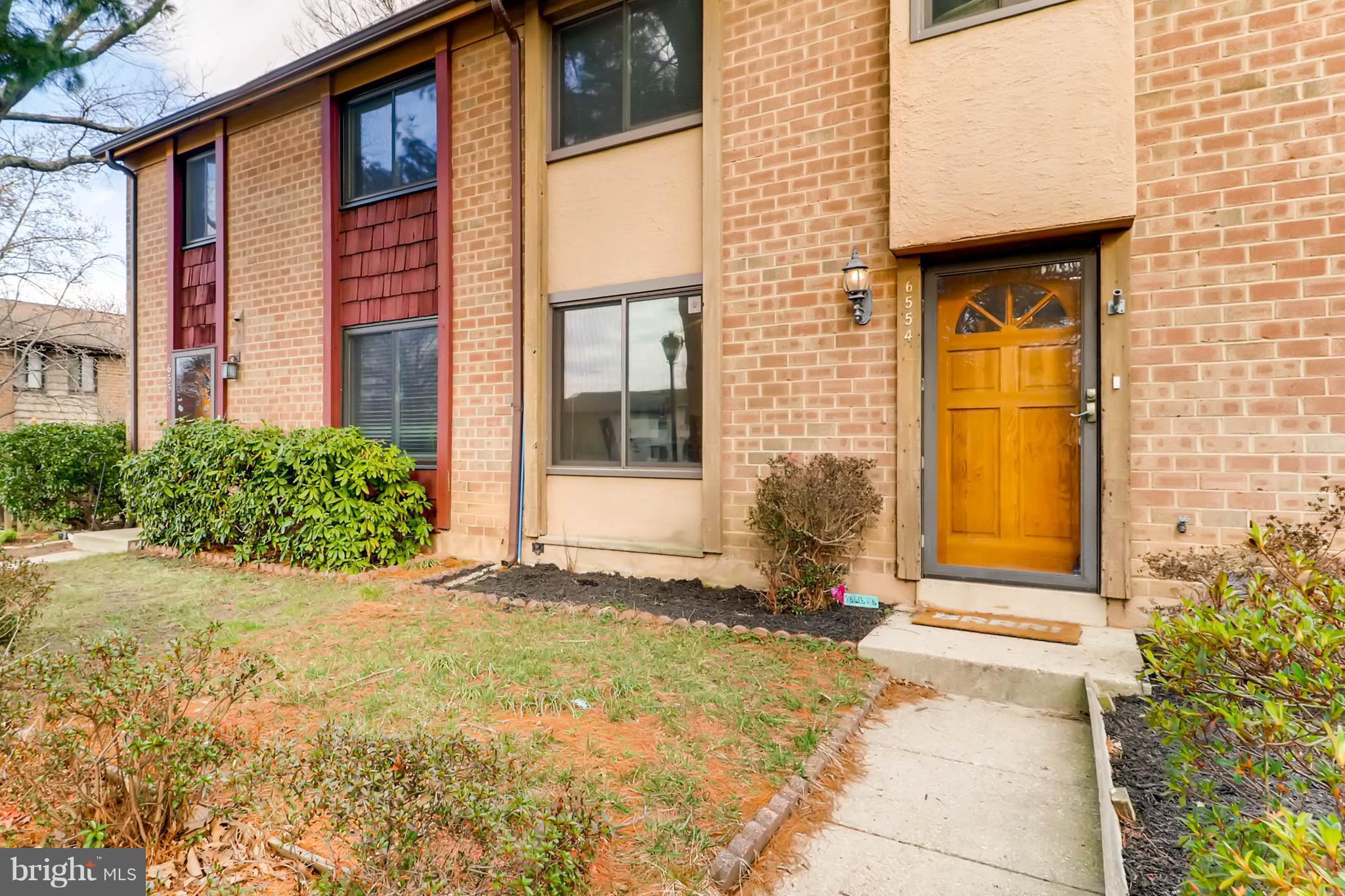 VILLAGE OF OWEN BROWN - Residential