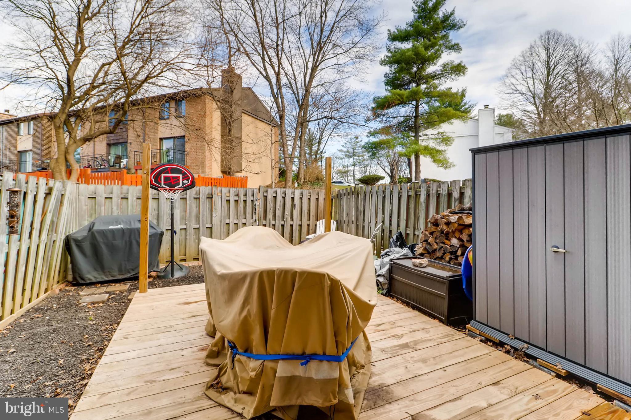 VILLAGE OF OWEN BROWN - Residential