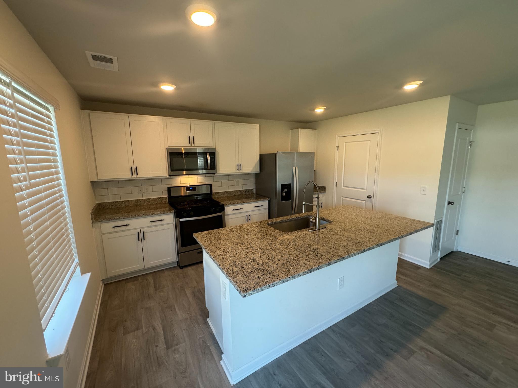 SHENANDOAH CROSSING - Residential Lease