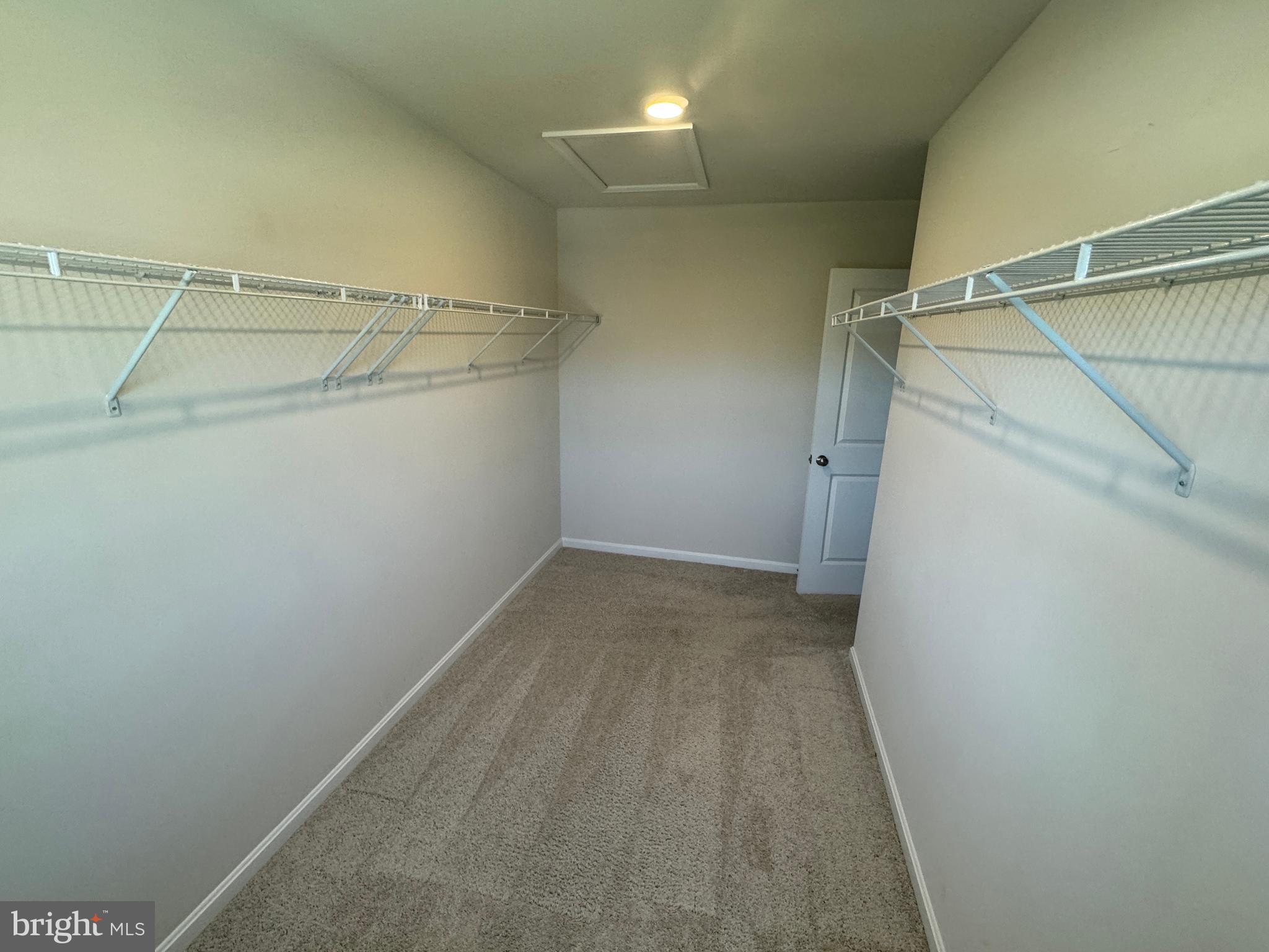 SHENANDOAH CROSSING - Residential Lease