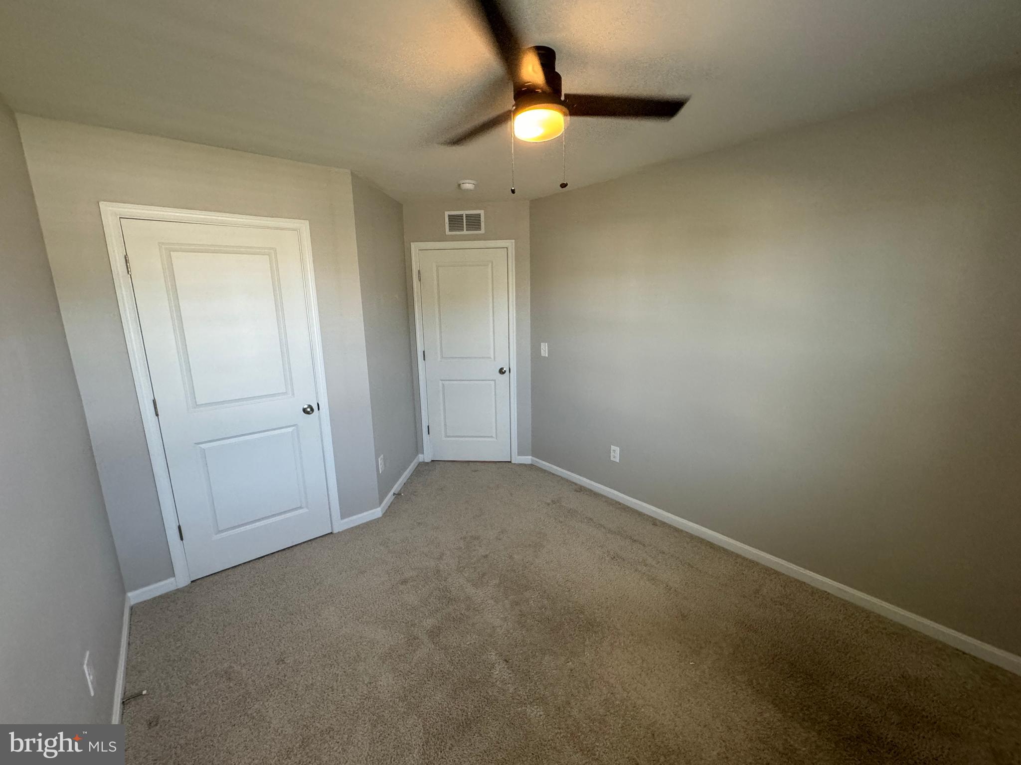 SHENANDOAH CROSSING - Residential Lease