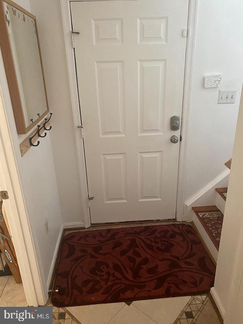 GROVEWOOD - Residential Lease