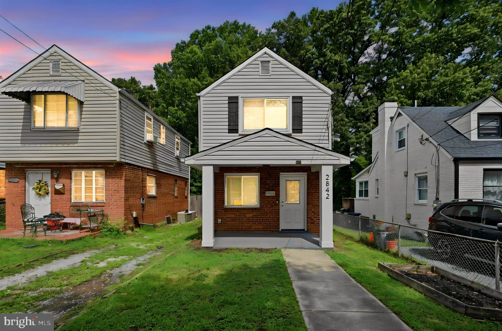 2842 30th Street NE, Washington, DC 20018