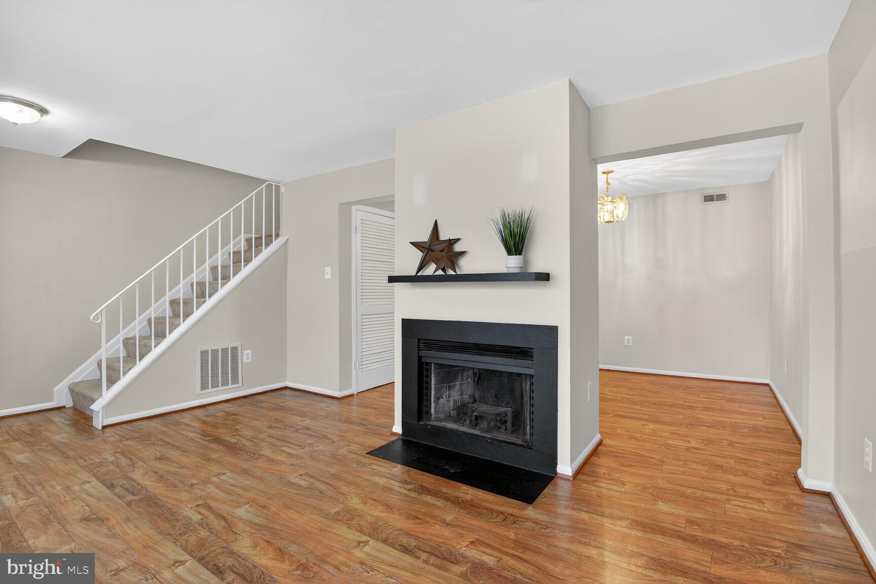 3423 TENDRIL COURT