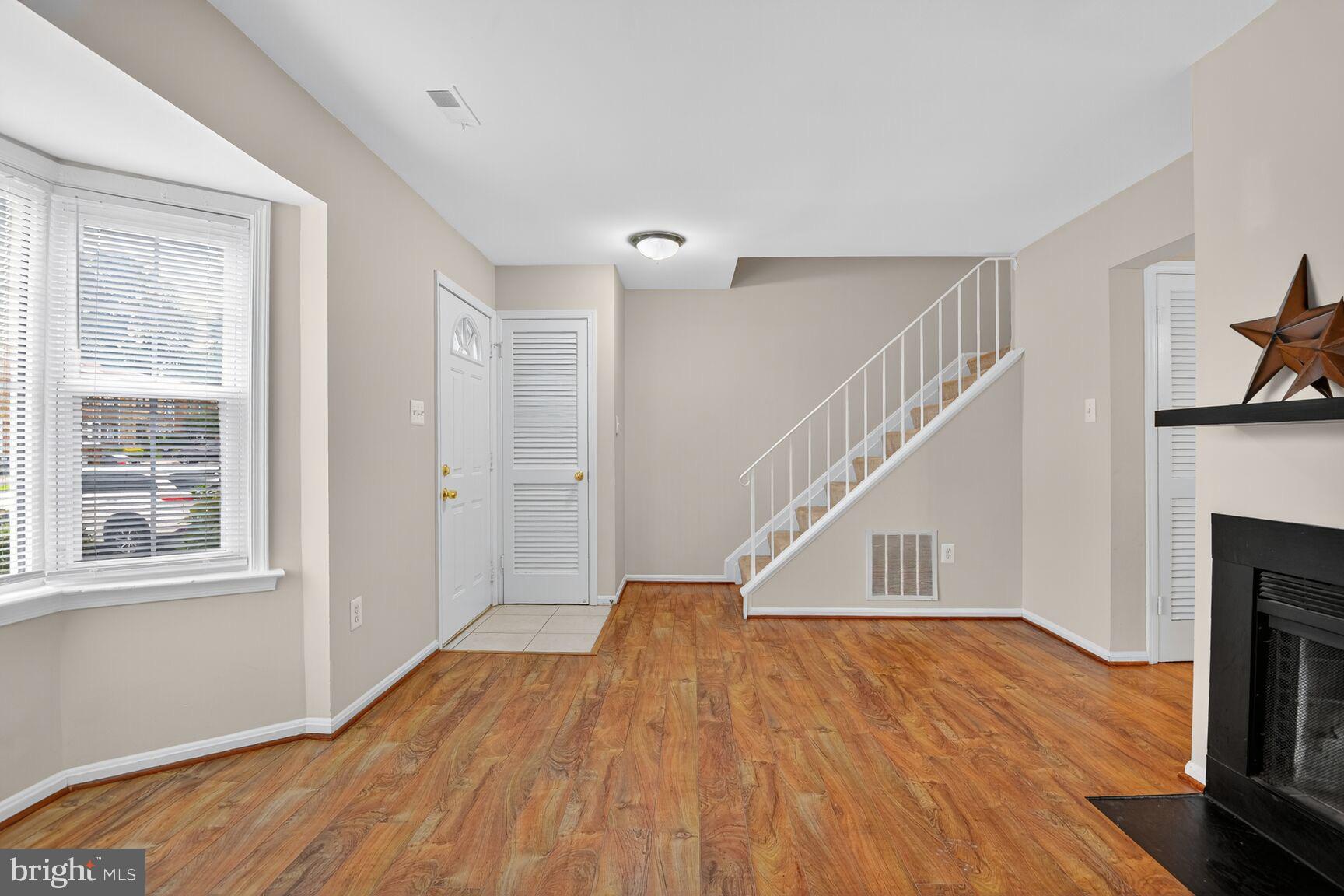 3423 TENDRIL COURT