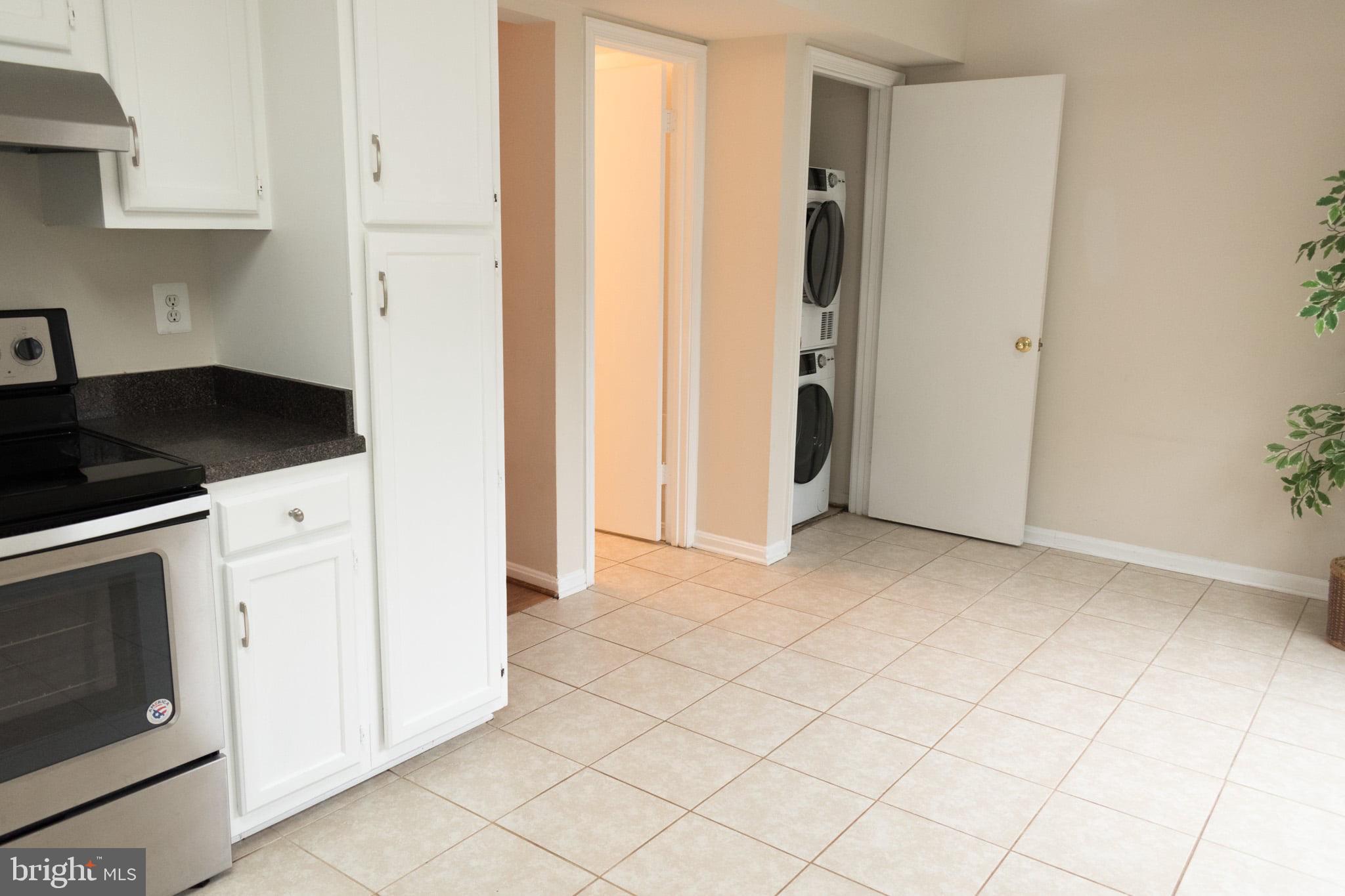 3423 TENDRIL COURT