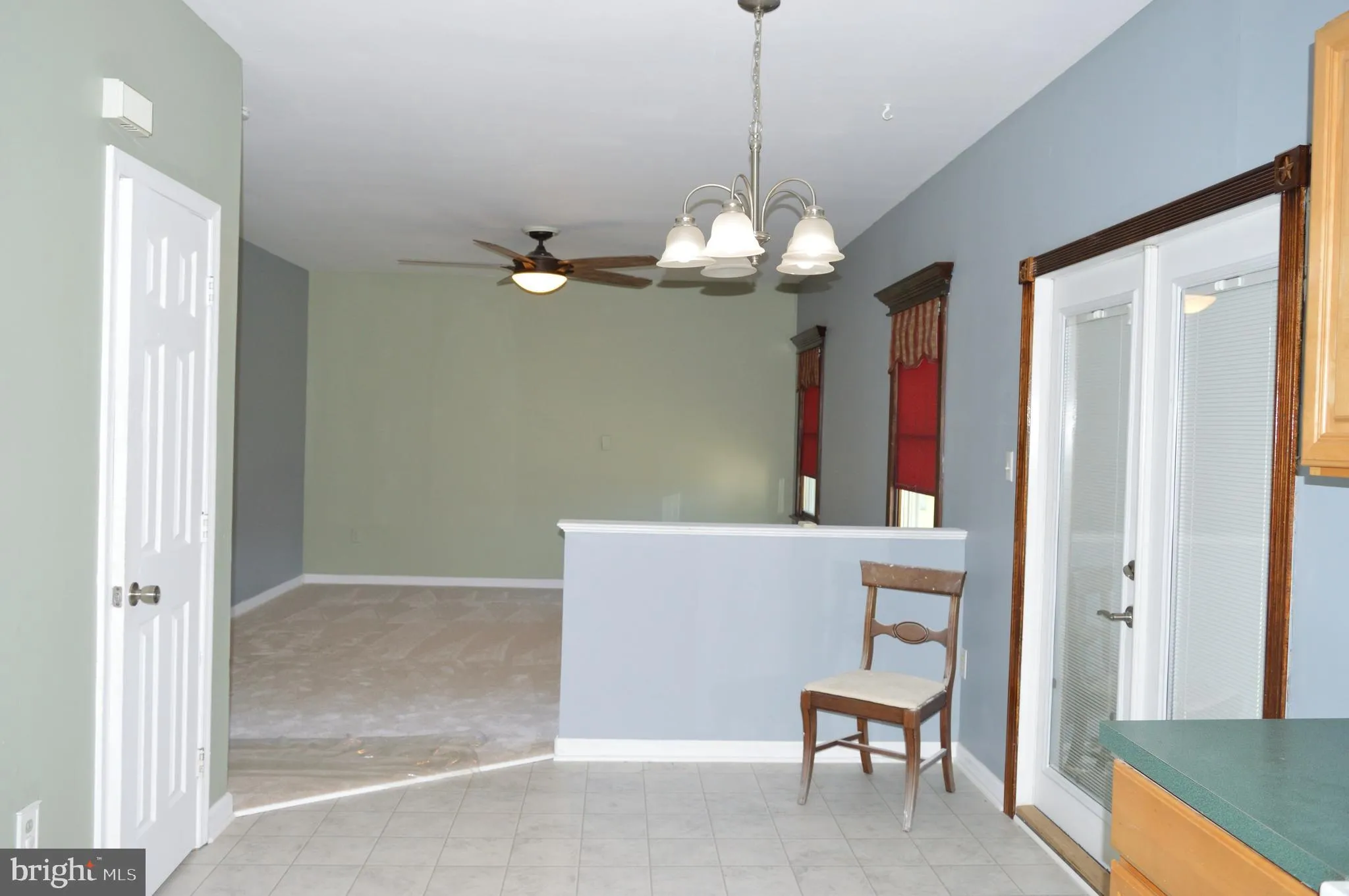 New Castle, Delaware 19720, United States, 4 Bedrooms Bedrooms, ,3 BathroomsBathrooms,Residential,Active,158515