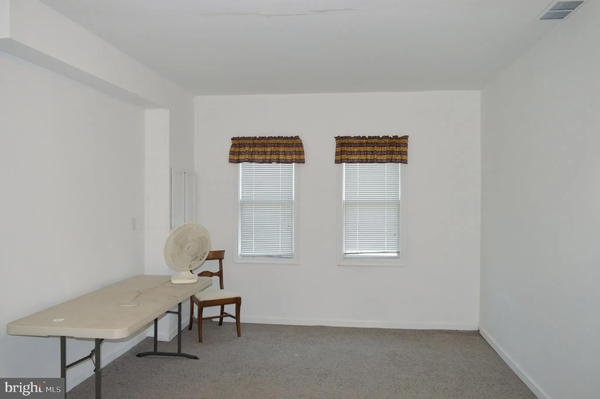 New Castle, Delaware 19720, United States, 4 Bedrooms Bedrooms, ,3 BathroomsBathrooms,Residential,Active,158515