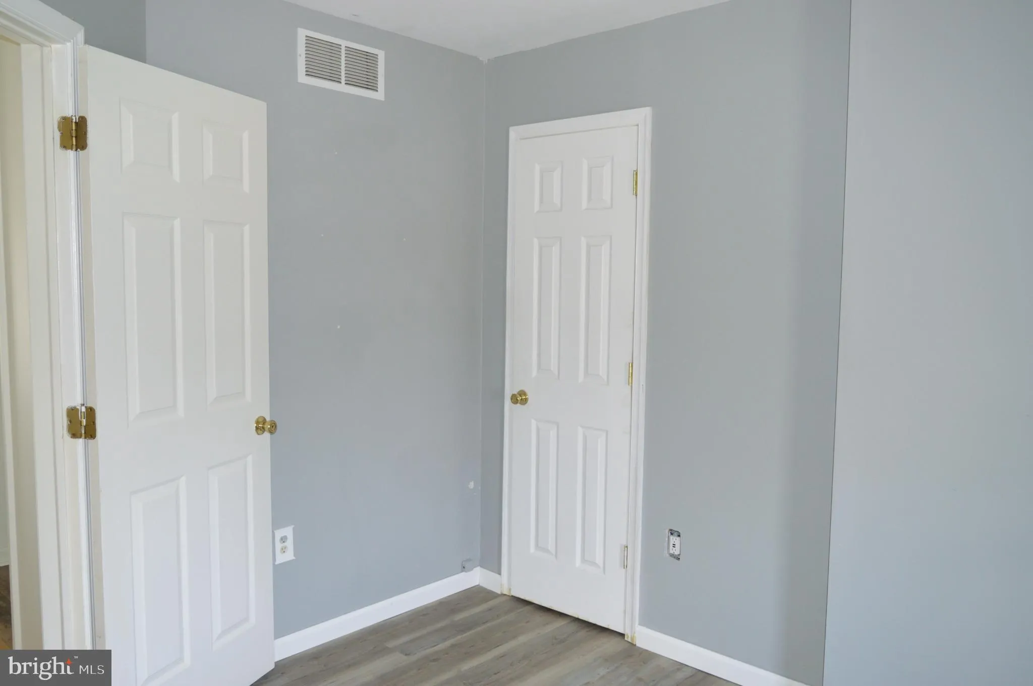 New Castle, Delaware 19720, United States, 4 Bedrooms Bedrooms, ,3 BathroomsBathrooms,Residential,Active,158515