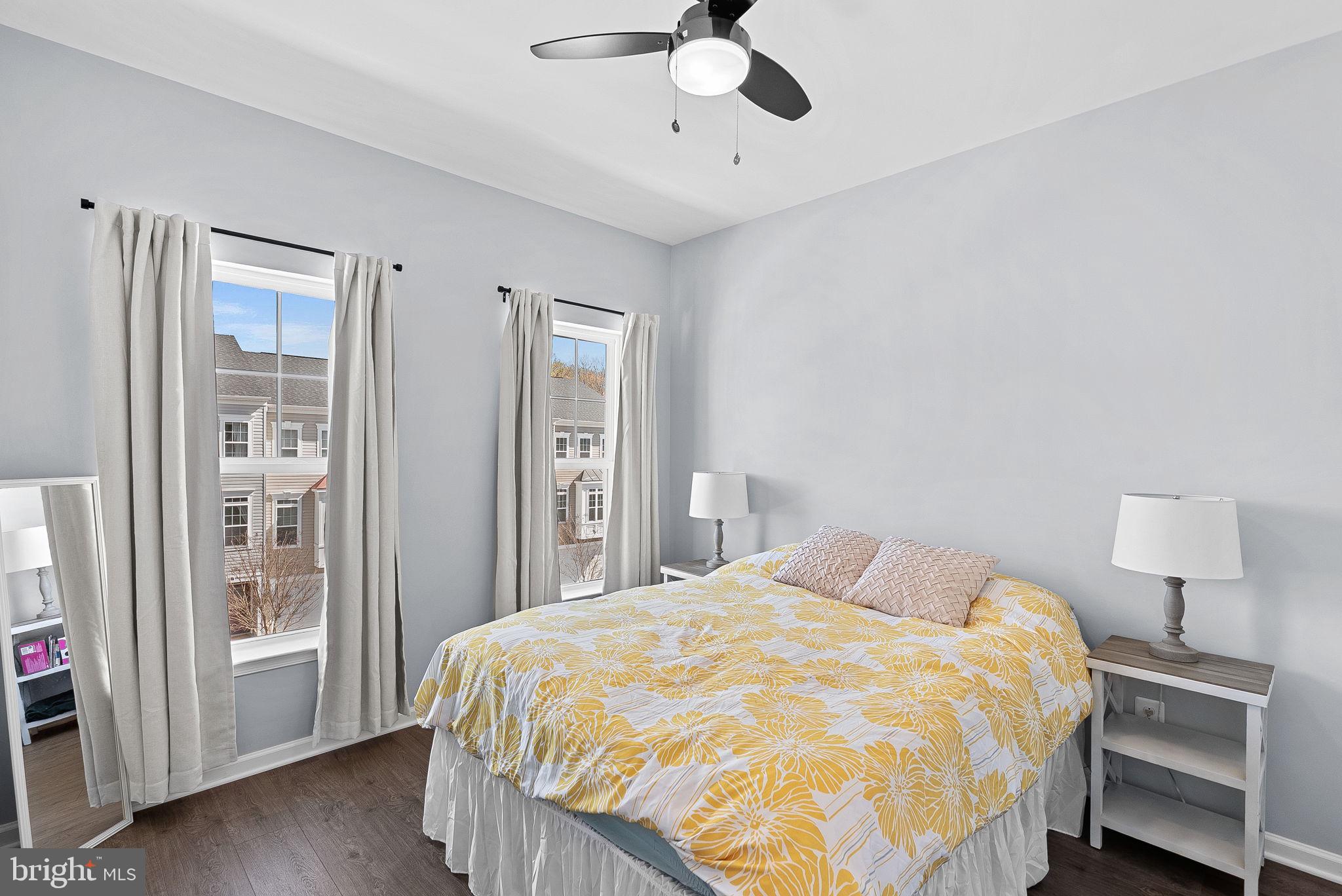 MAYFAIR - Residential