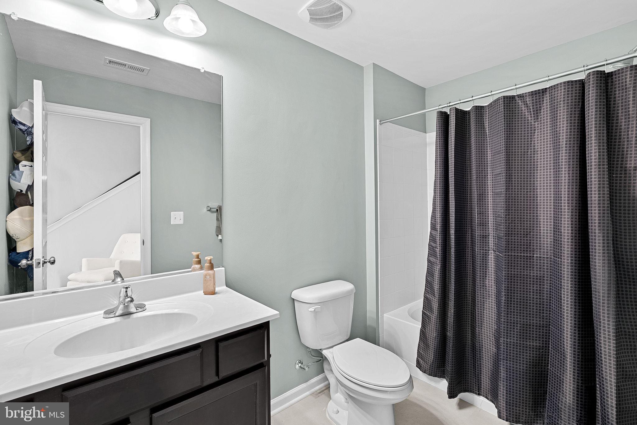 MAYFAIR - Residential