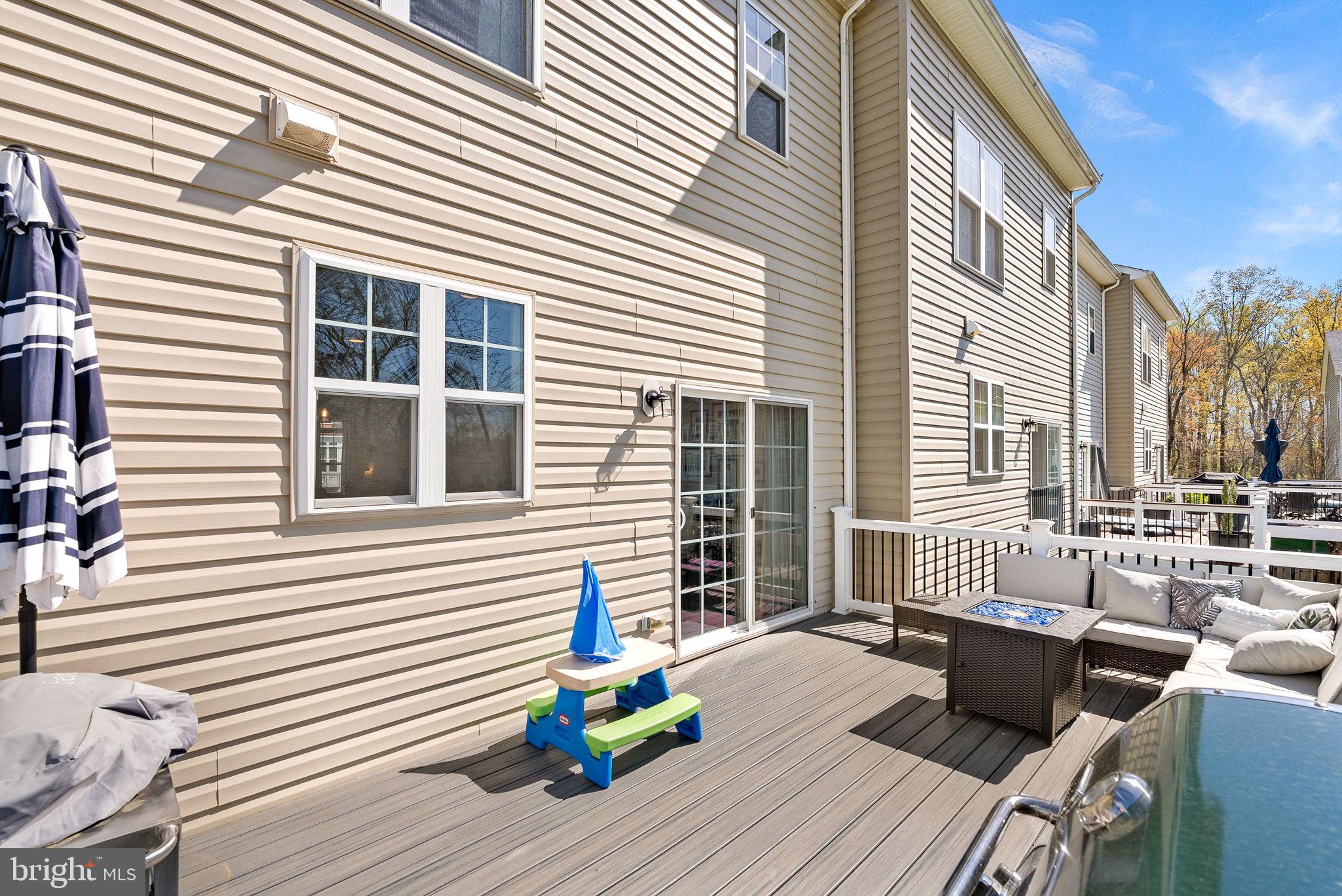 MAYFAIR - Residential