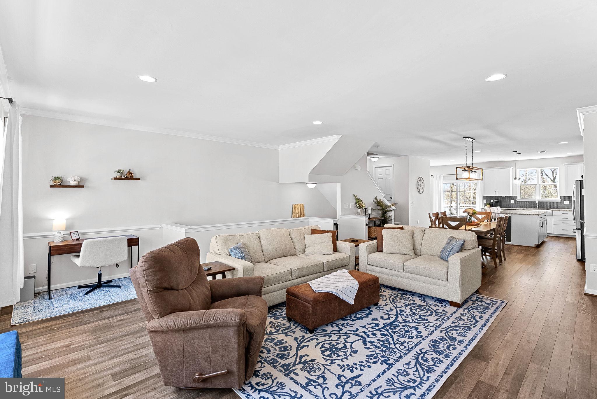 MAYFAIR - Residential