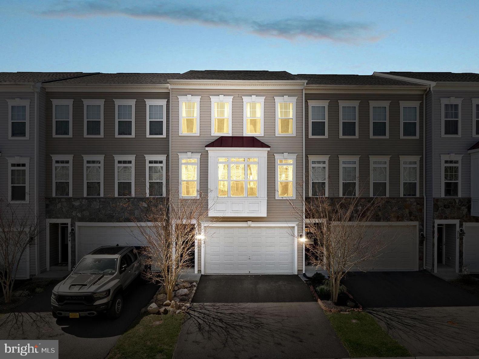 MAYFAIR - Residential