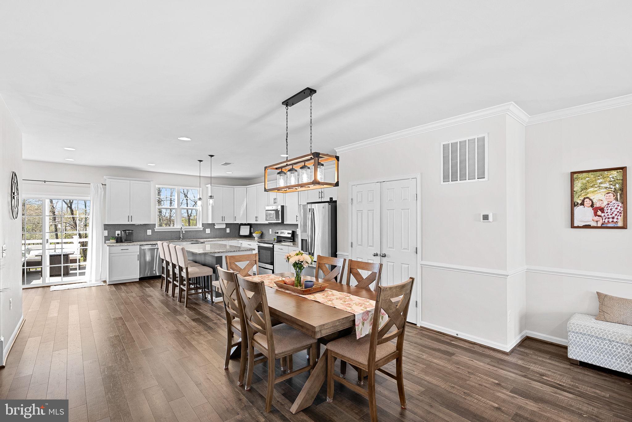 MAYFAIR - Residential