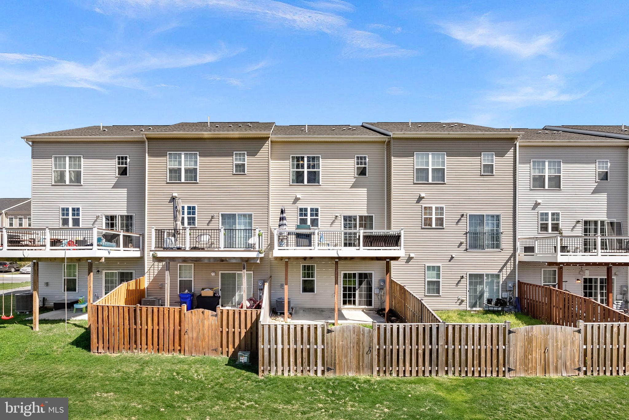 MAYFAIR - Residential