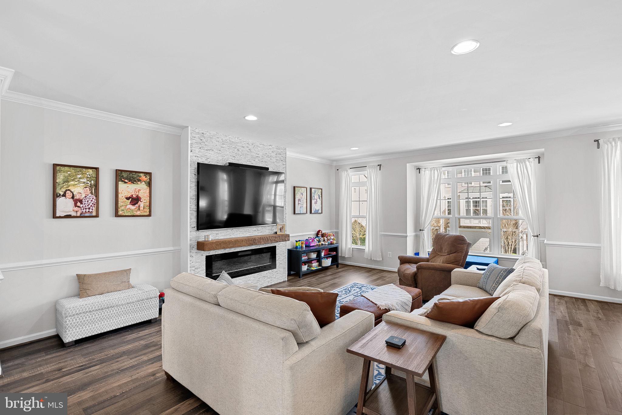 MAYFAIR - Residential