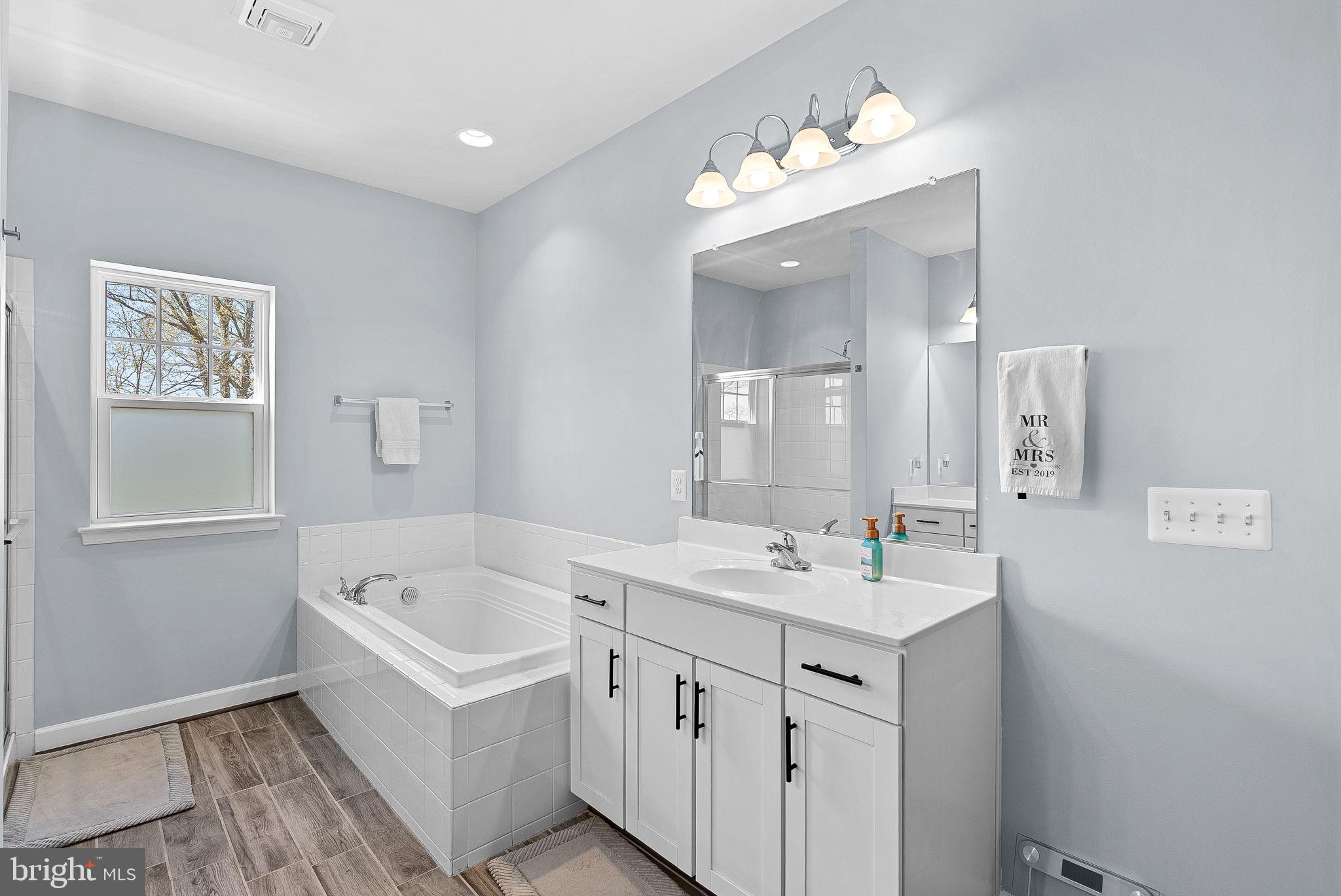 MAYFAIR - Residential