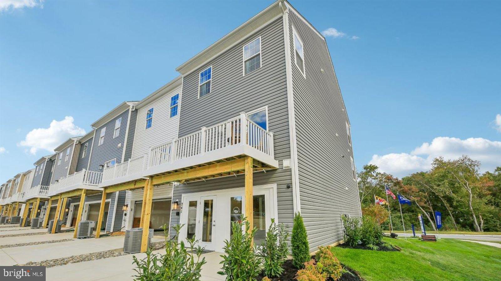 MAGNOLIA LANDING - Residential