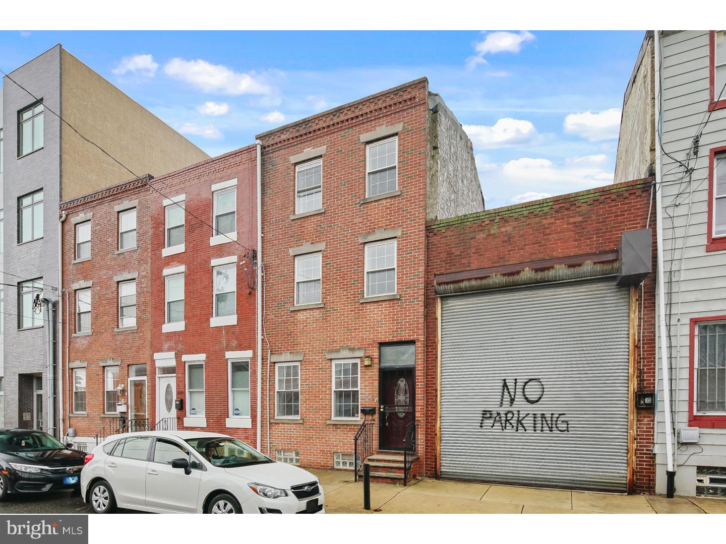 QUEEN VILLAGE - Residential