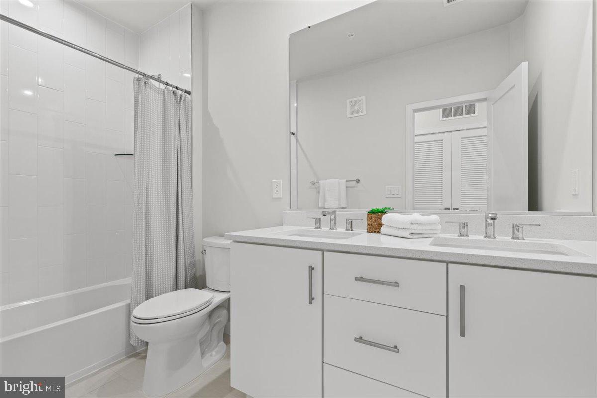 UNION PARK AT MCLEAN - Residential