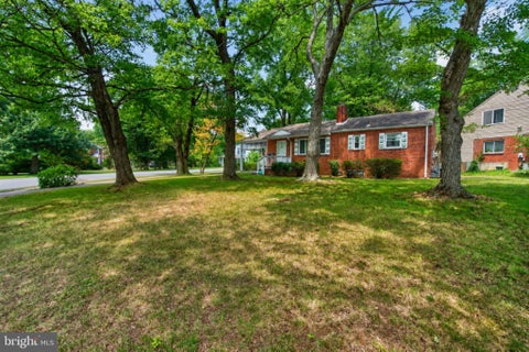 Photo of 3122 Collie Lane, FALLS CHURCH, VA 22044 (MLS # VAFX2326762)