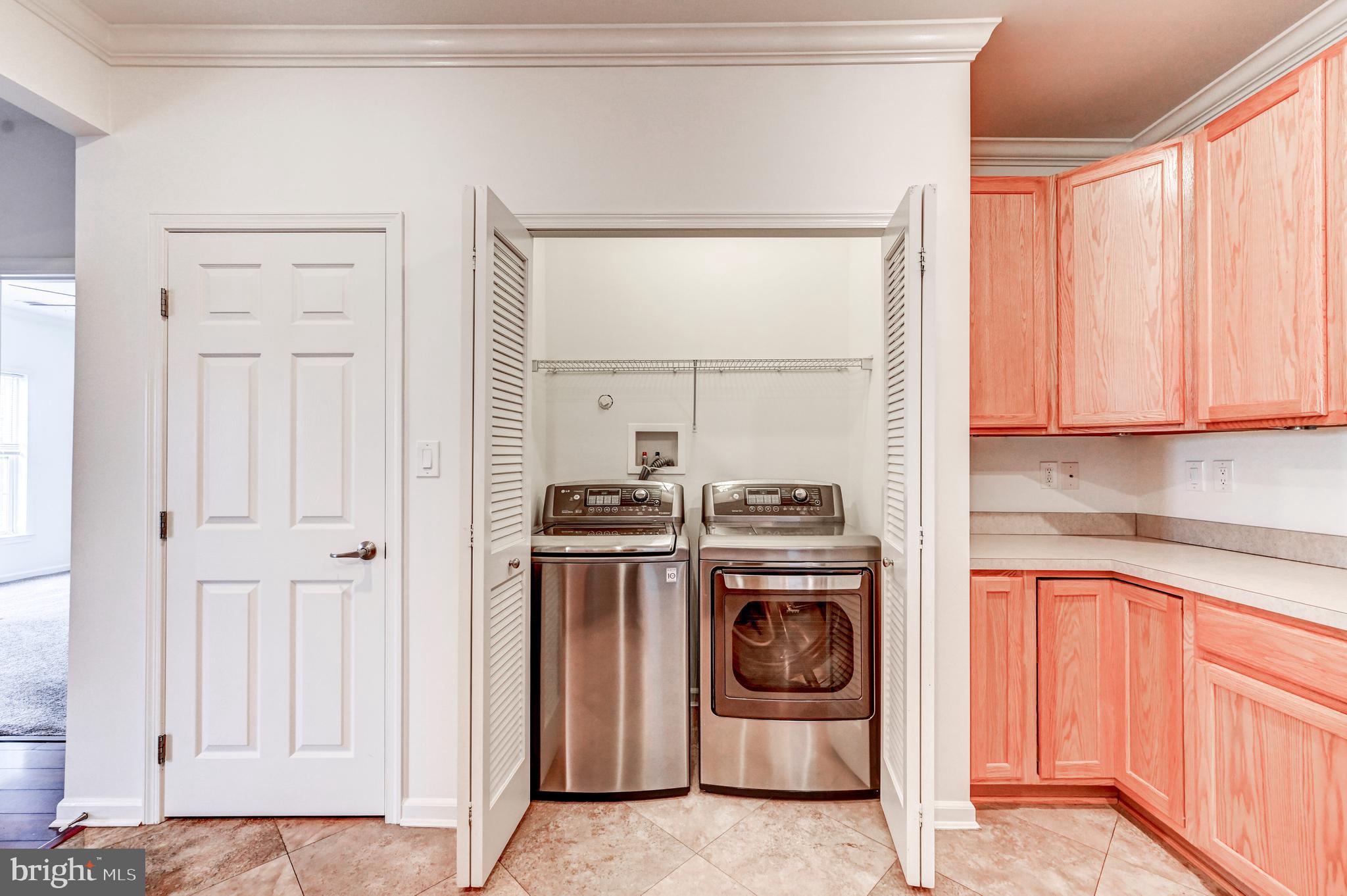 ELKRIDGE CROSSING - Residential