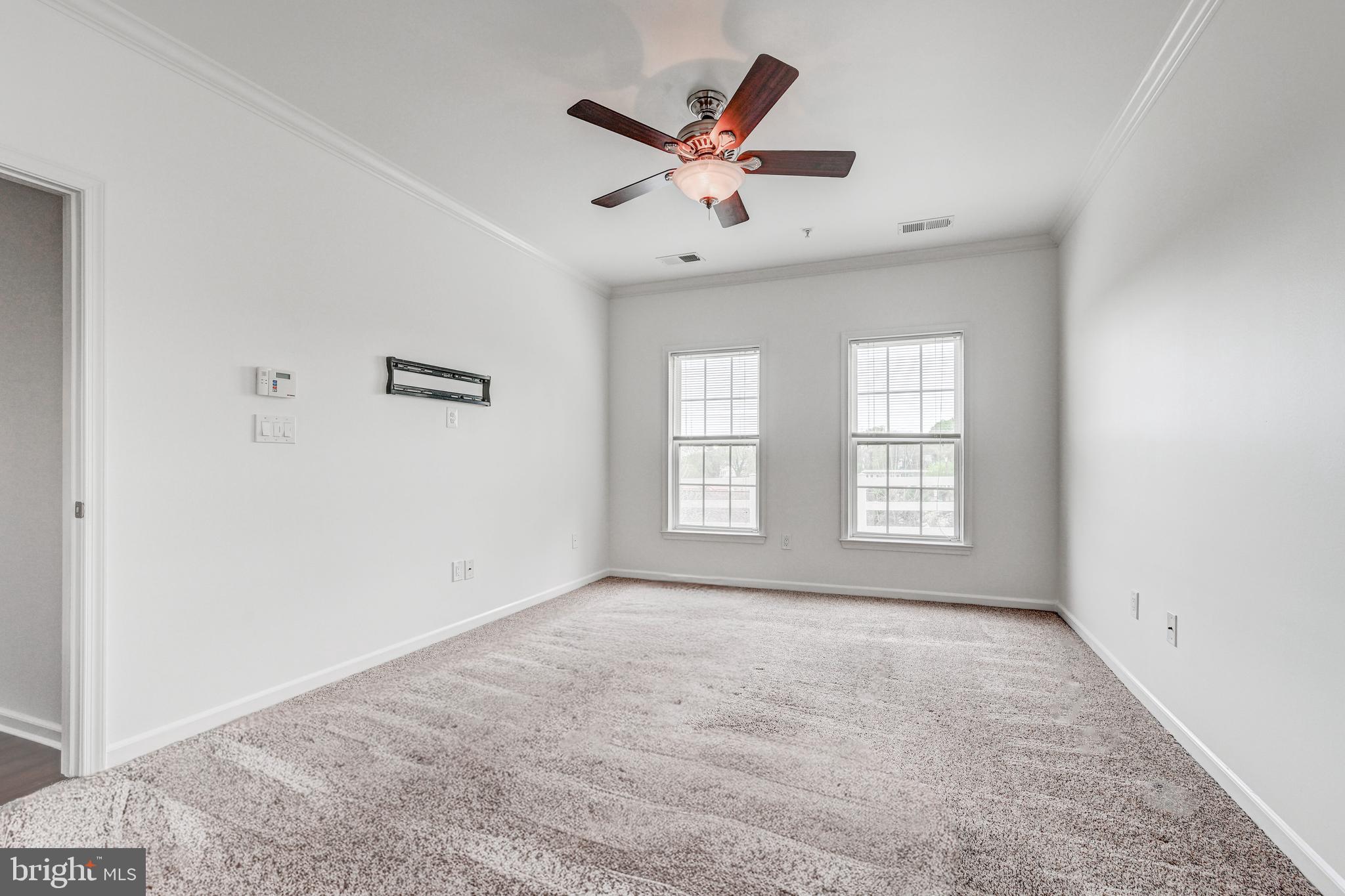 ELKRIDGE CROSSING - Residential