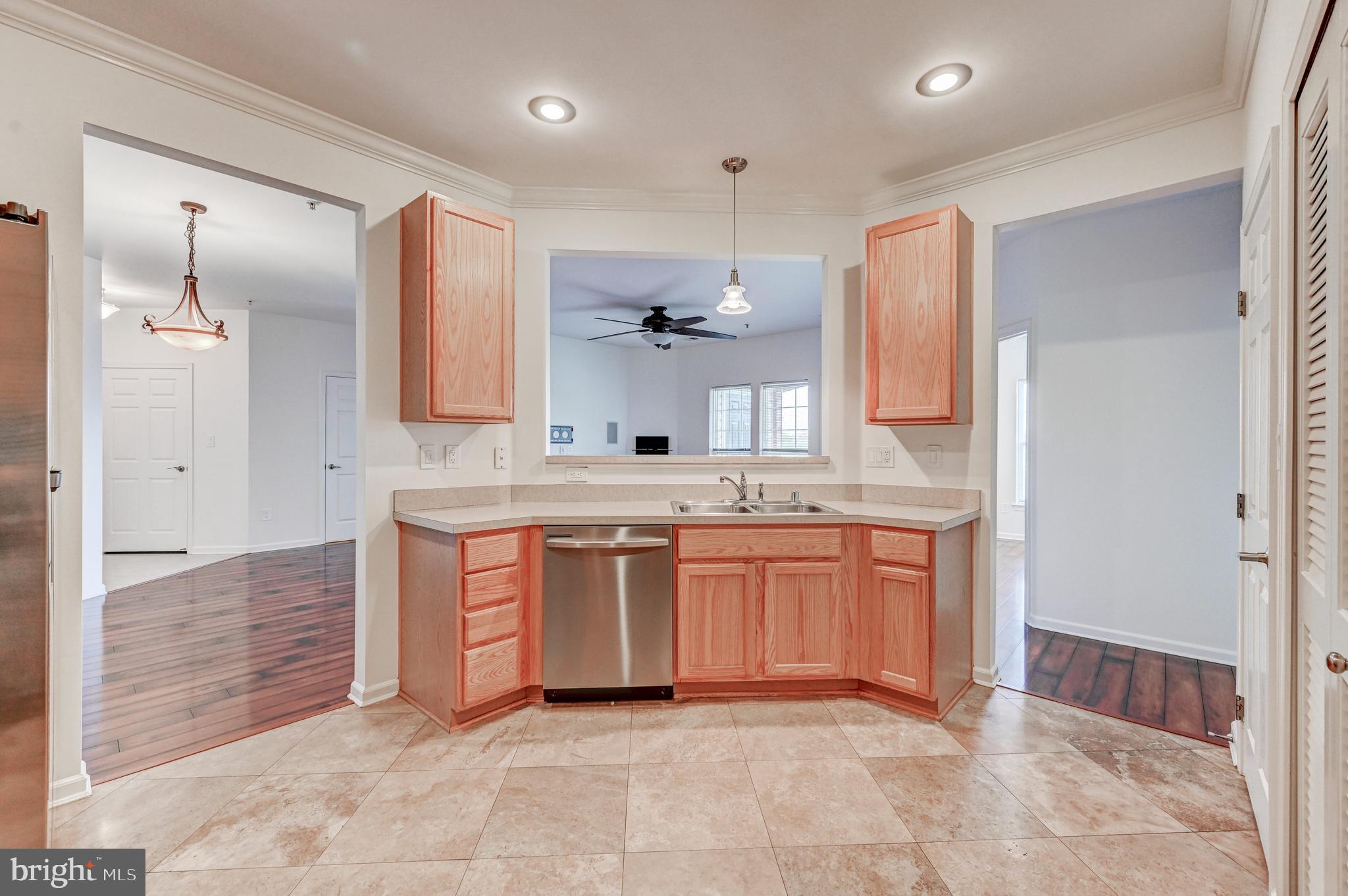 ELKRIDGE CROSSING - Residential