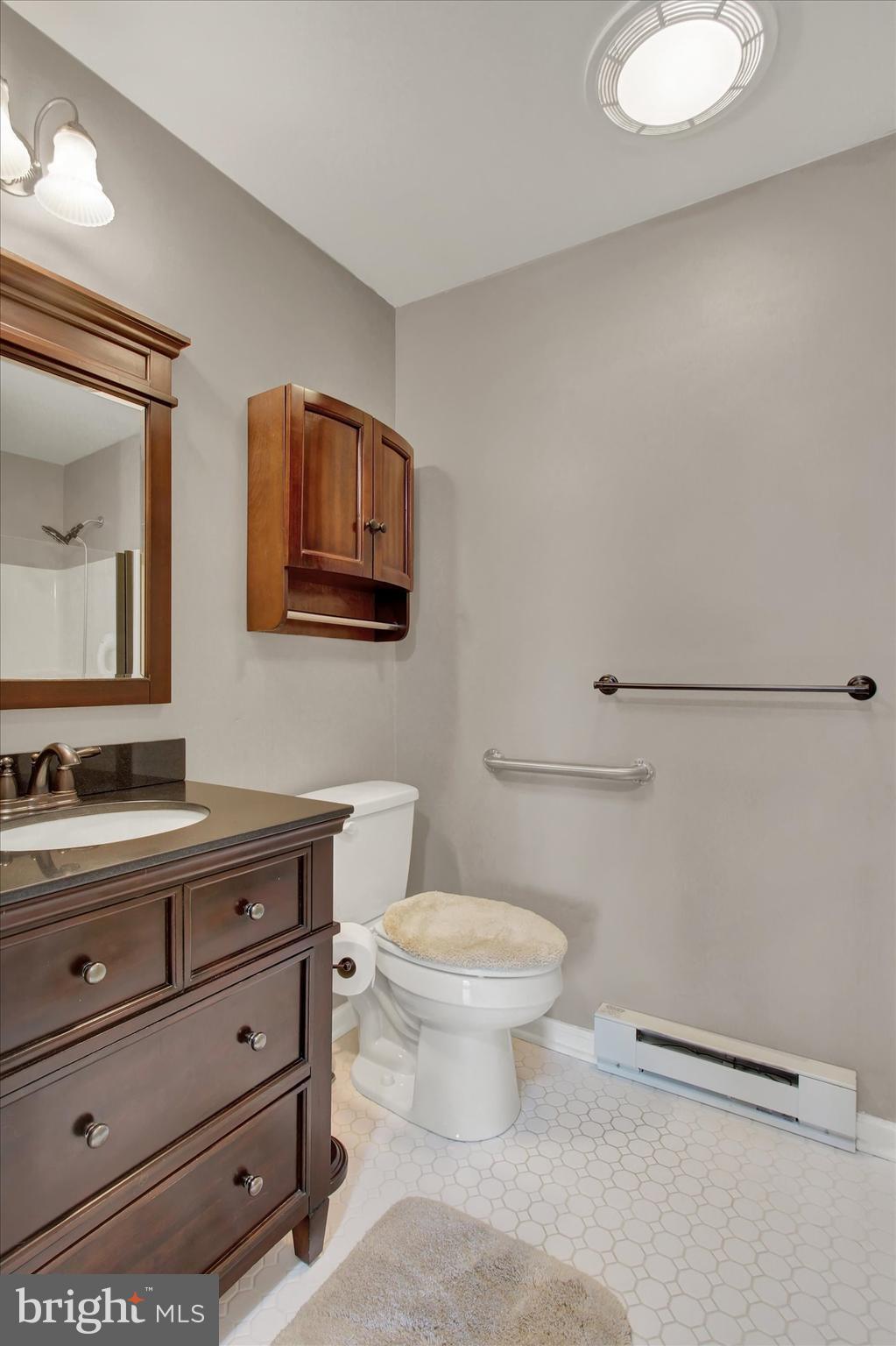 HILLANDALE WEST - Residential