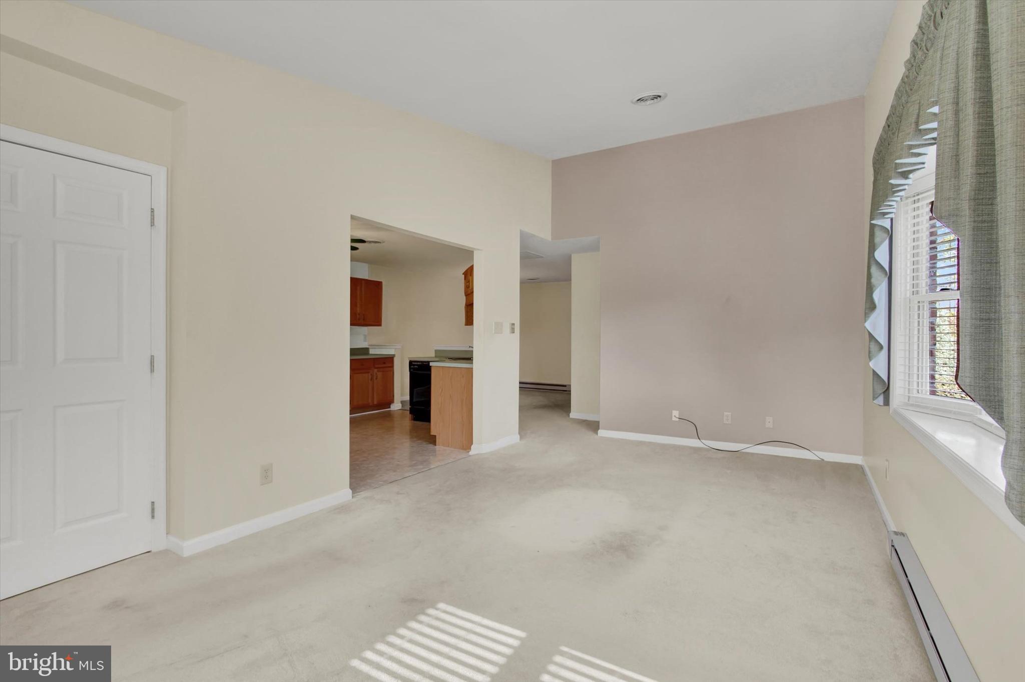 HILLANDALE WEST - Residential