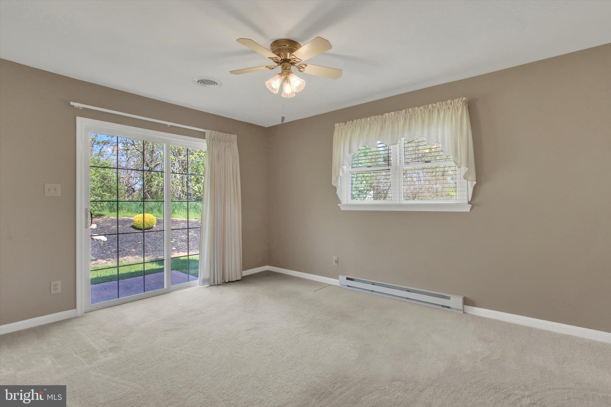 HILLANDALE WEST - Residential