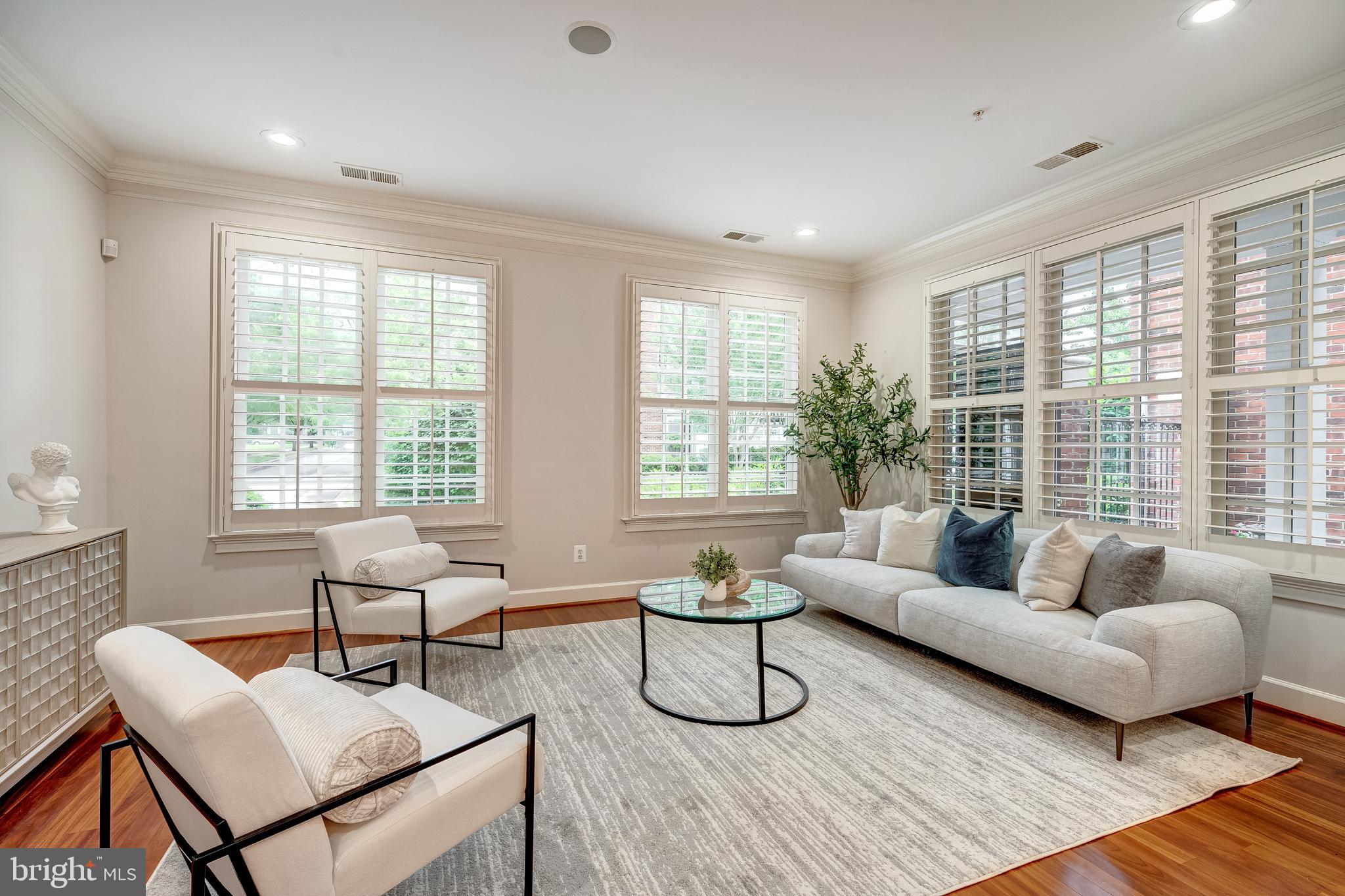 FALLSGROVE - Residential