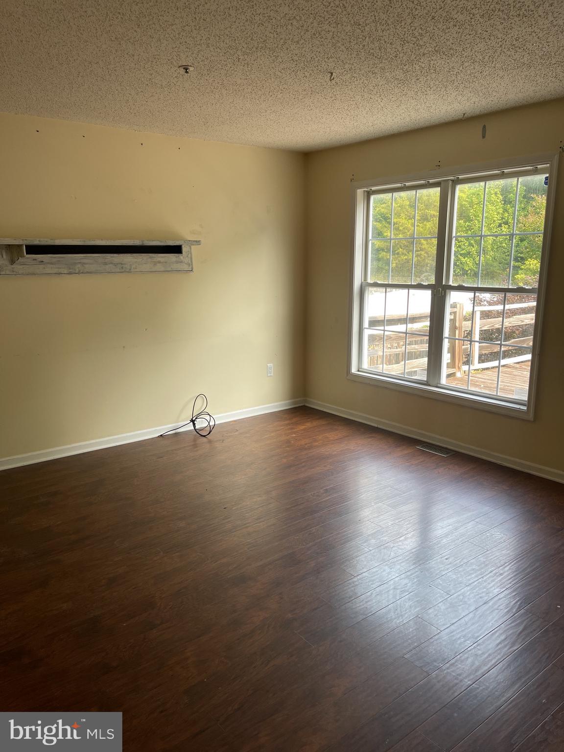 HEARTS DESIRE - Residential