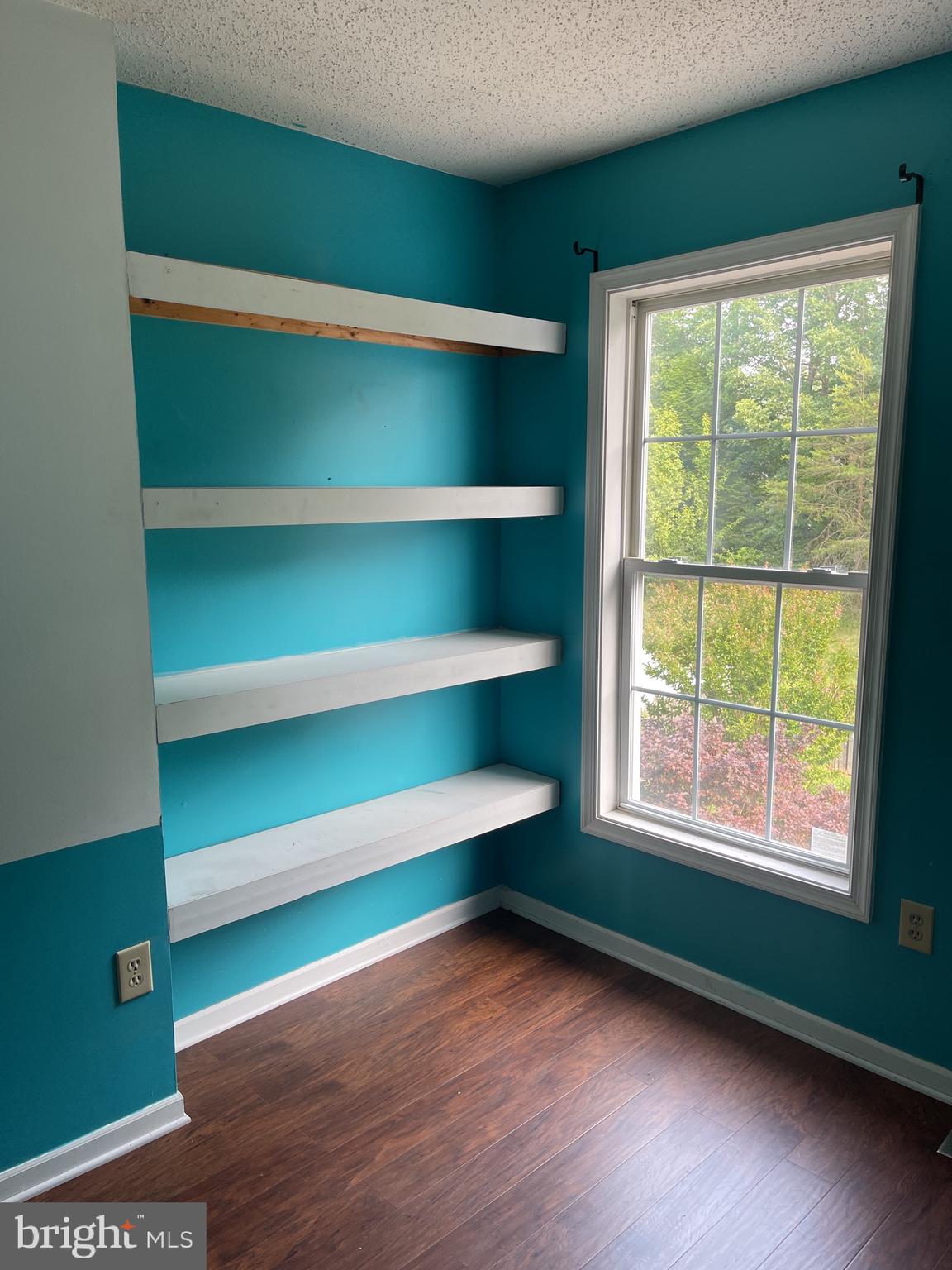 HEARTS DESIRE - Residential