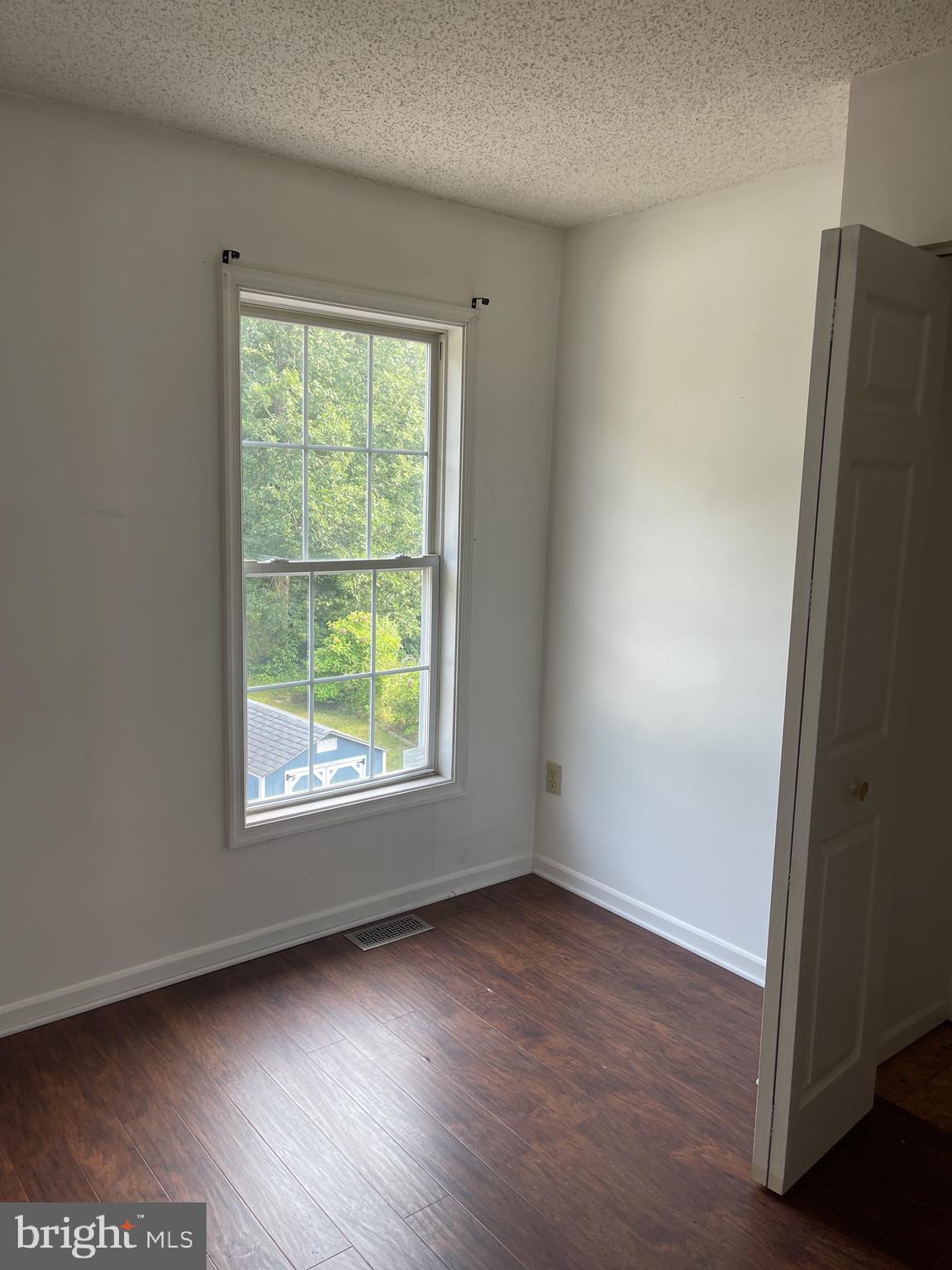 HEARTS DESIRE - Residential