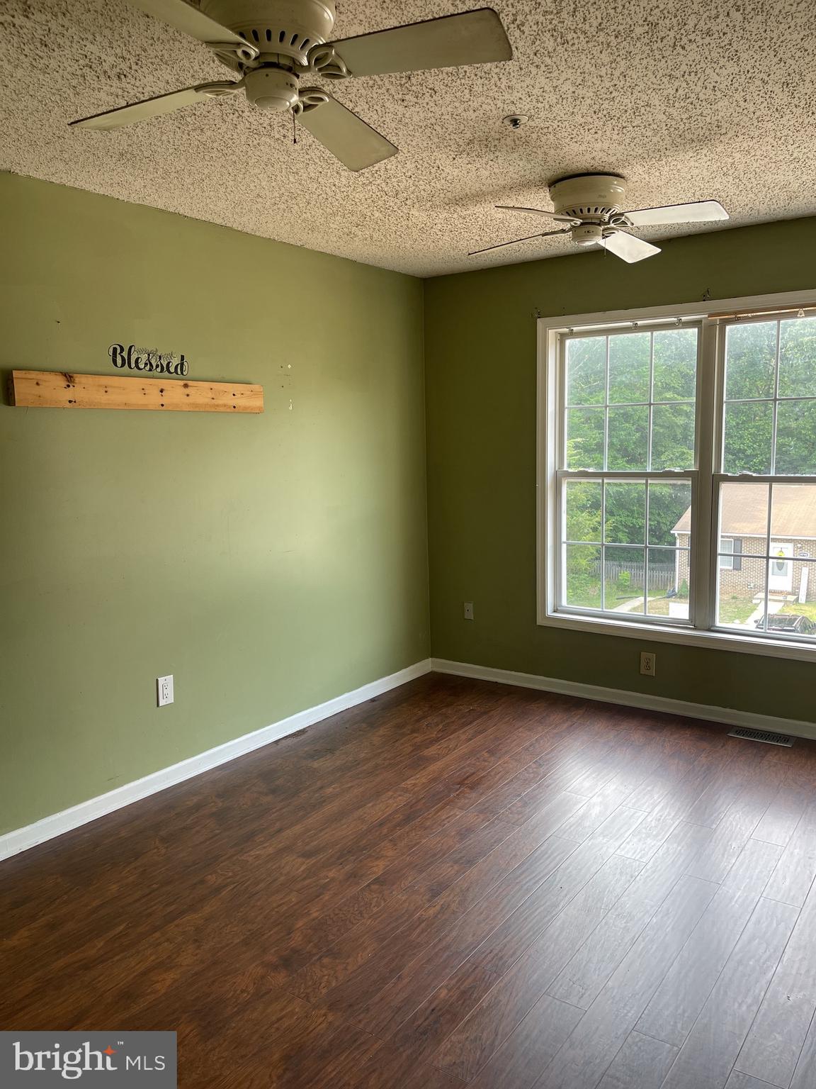 HEARTS DESIRE - Residential