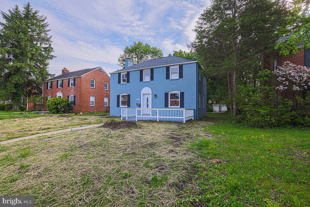 7004 ALDEN ROAD
