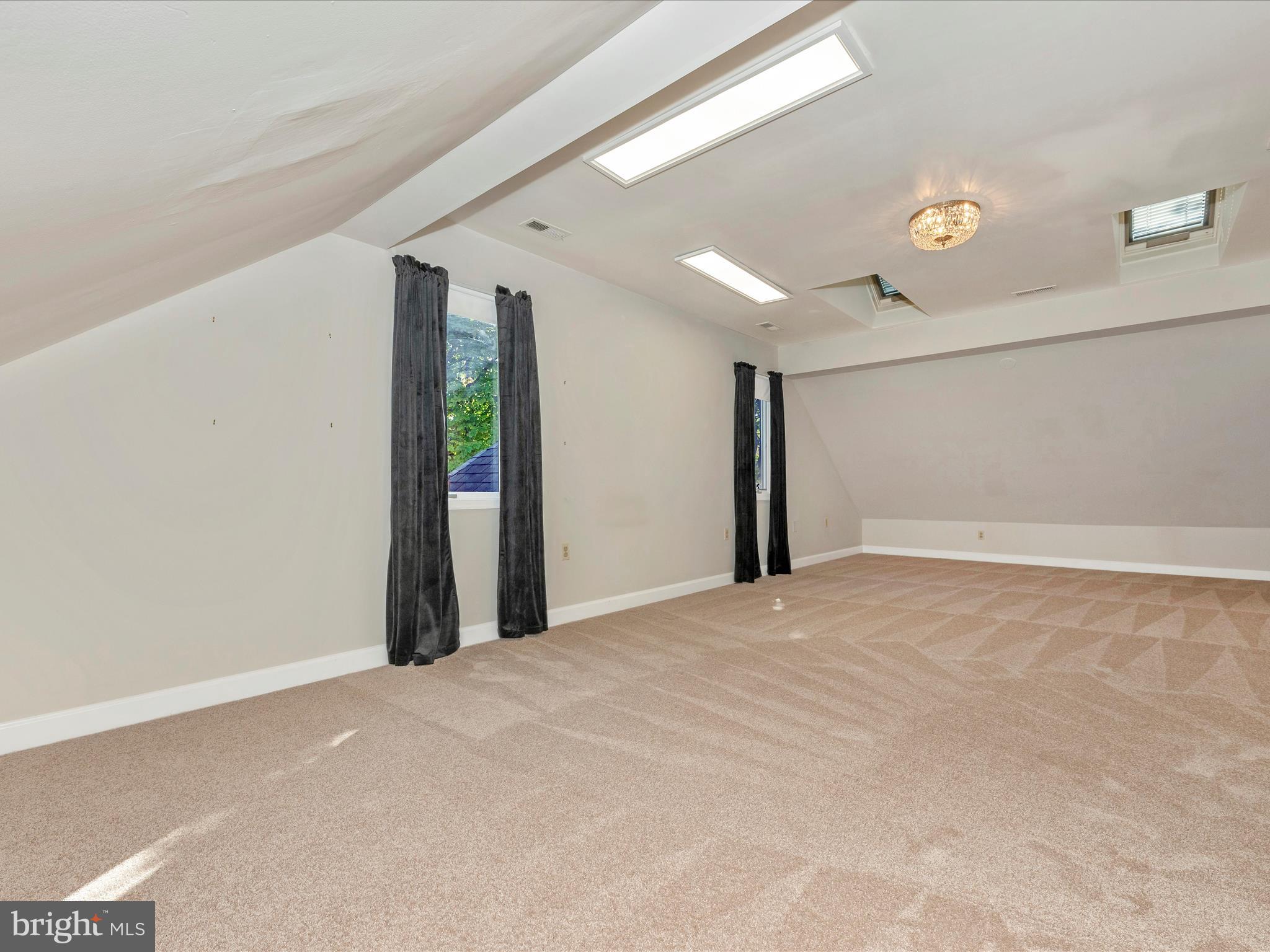 WORMANS MILL - Residential