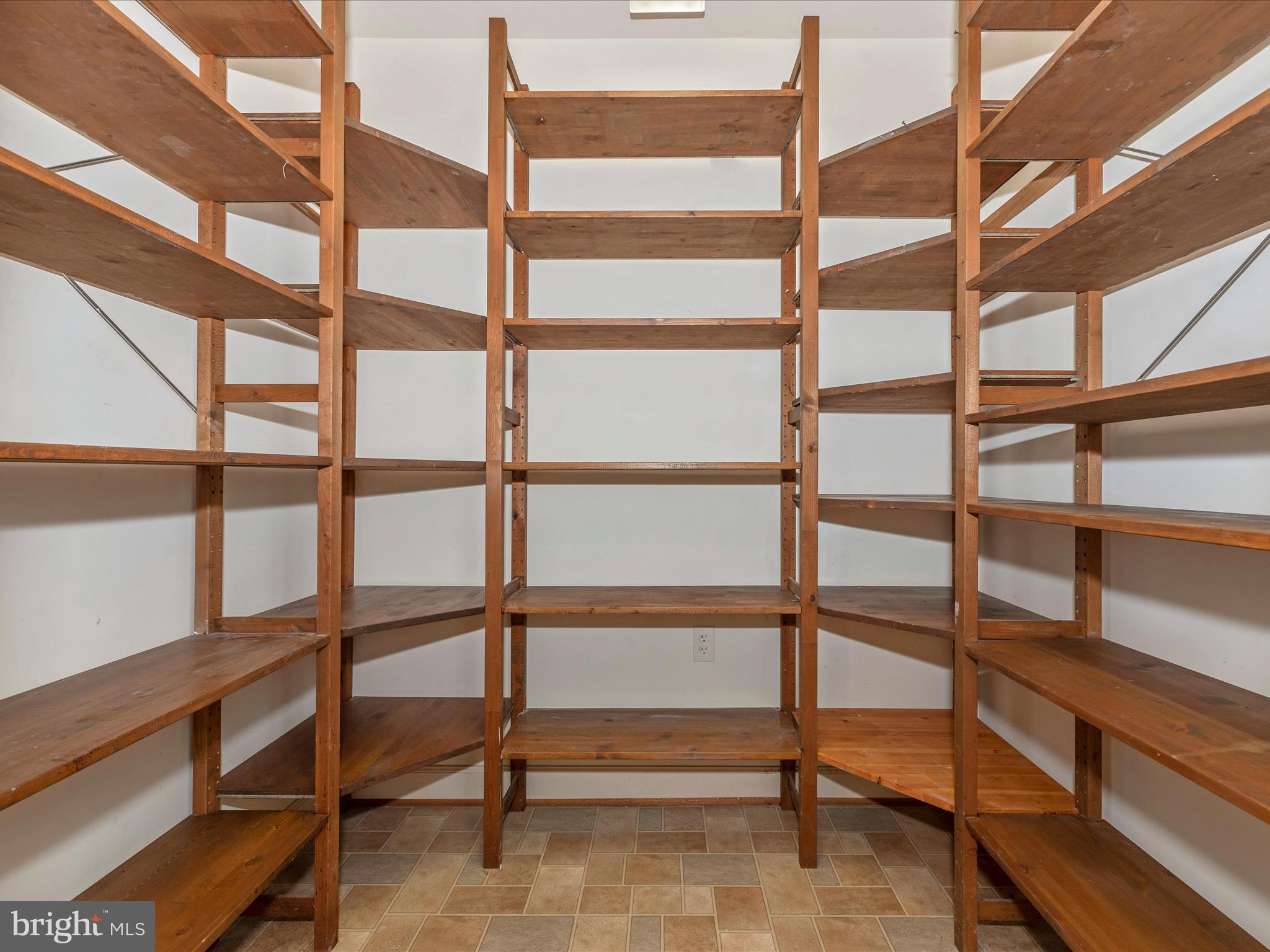 WORMANS MILL - Residential