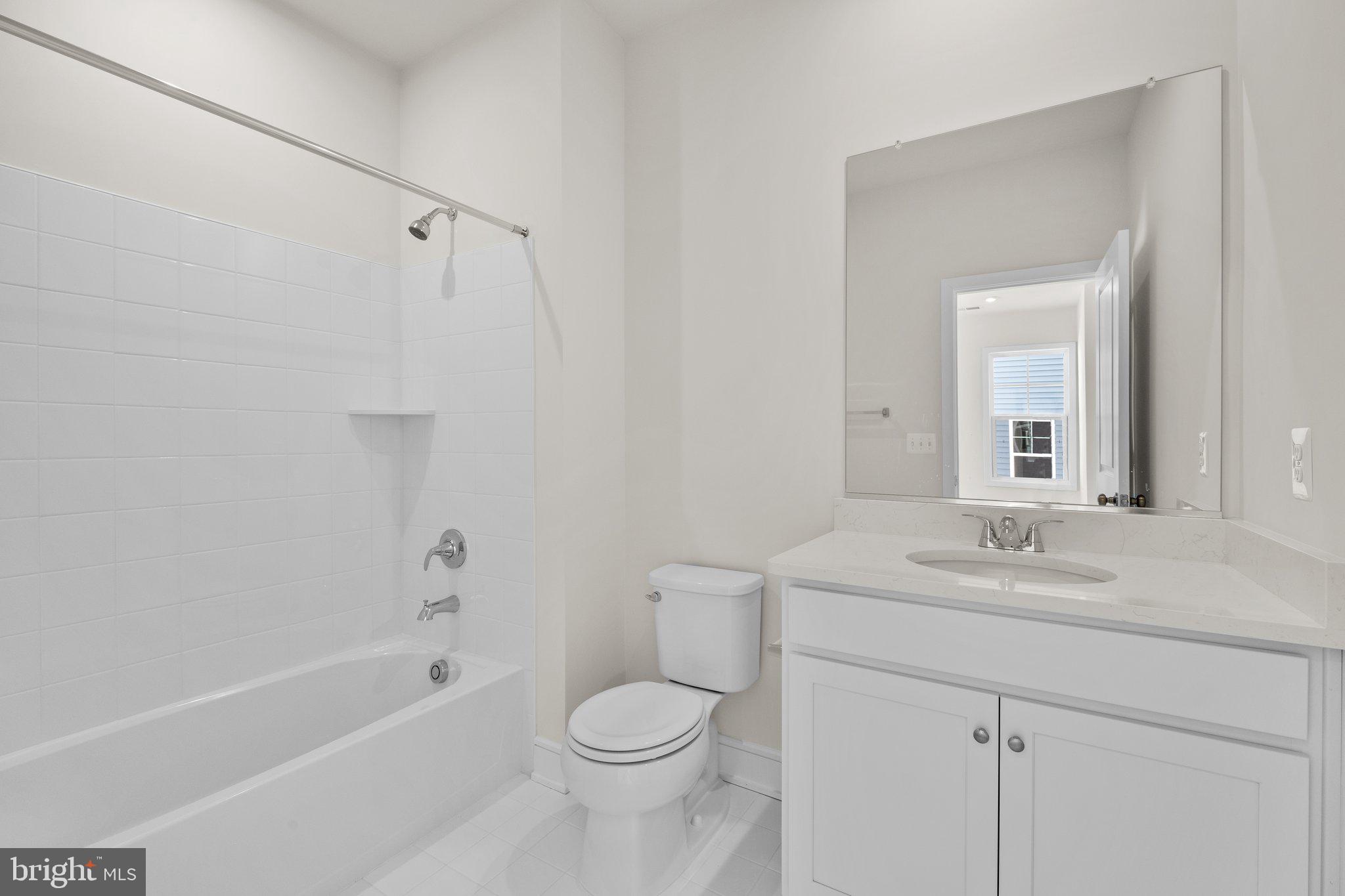 LAKE FREDERICK - Residential