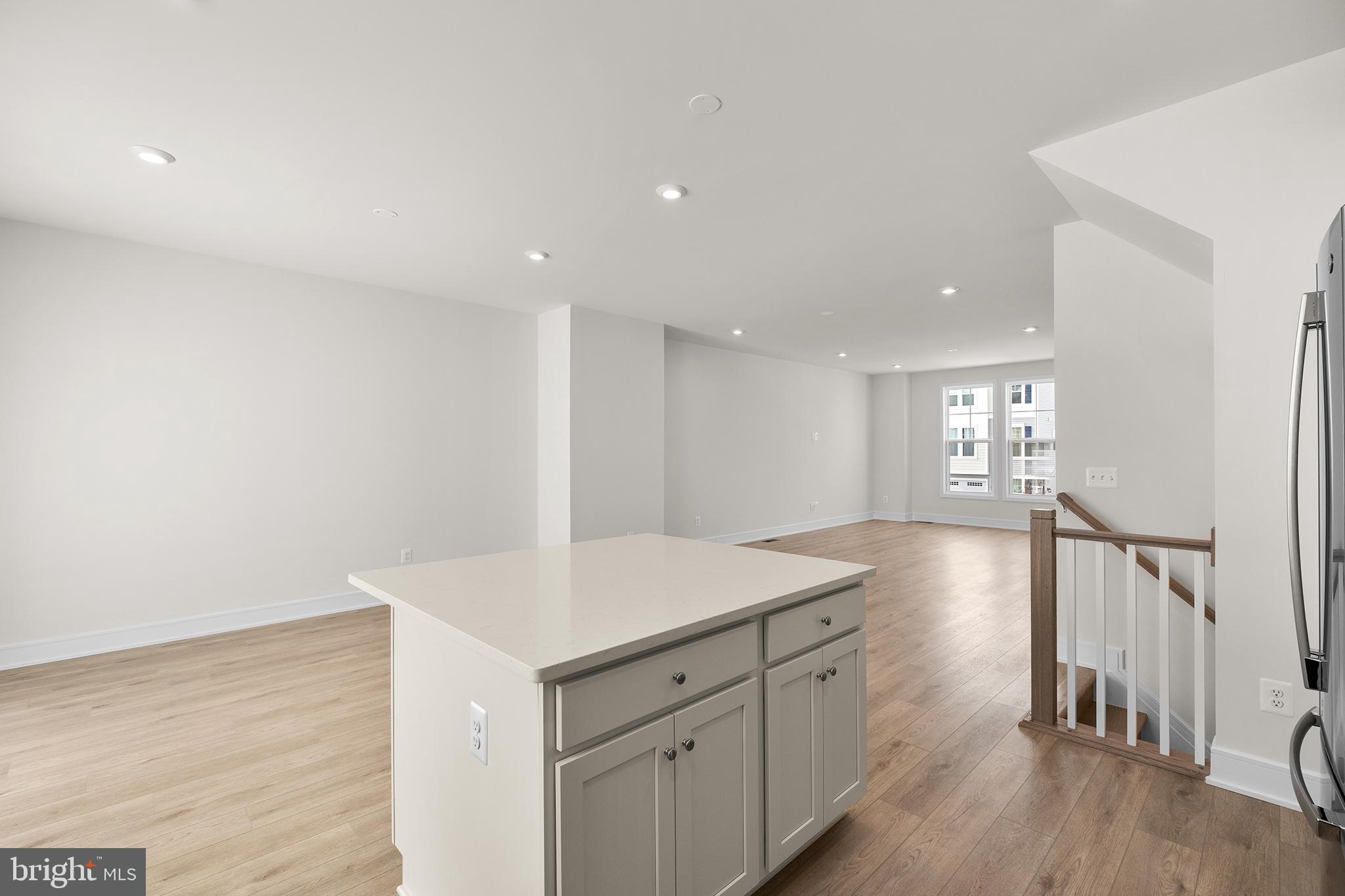 LAKE FREDERICK - Residential