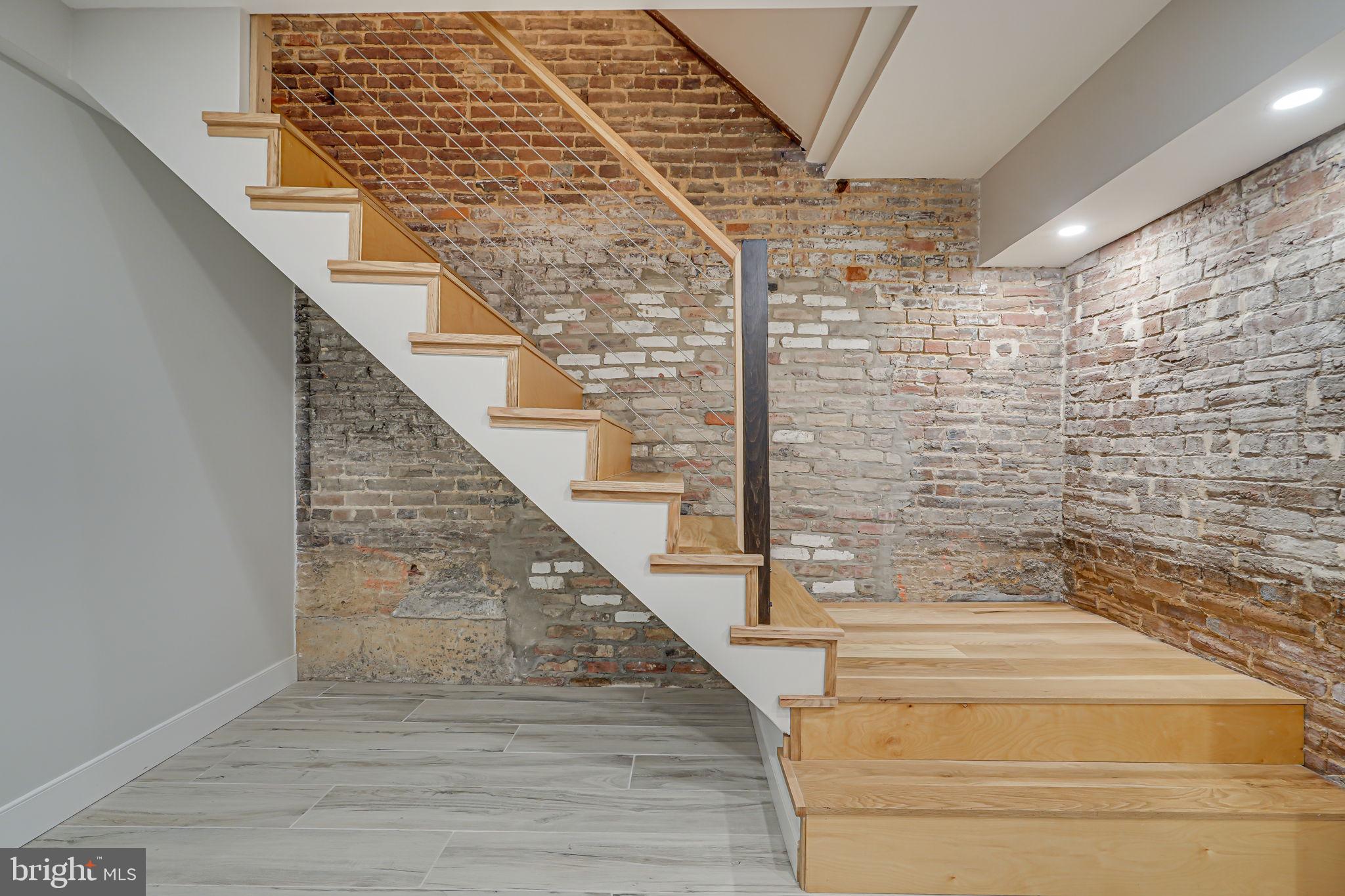 OLD TOWN ALEXANDRIA - Residential