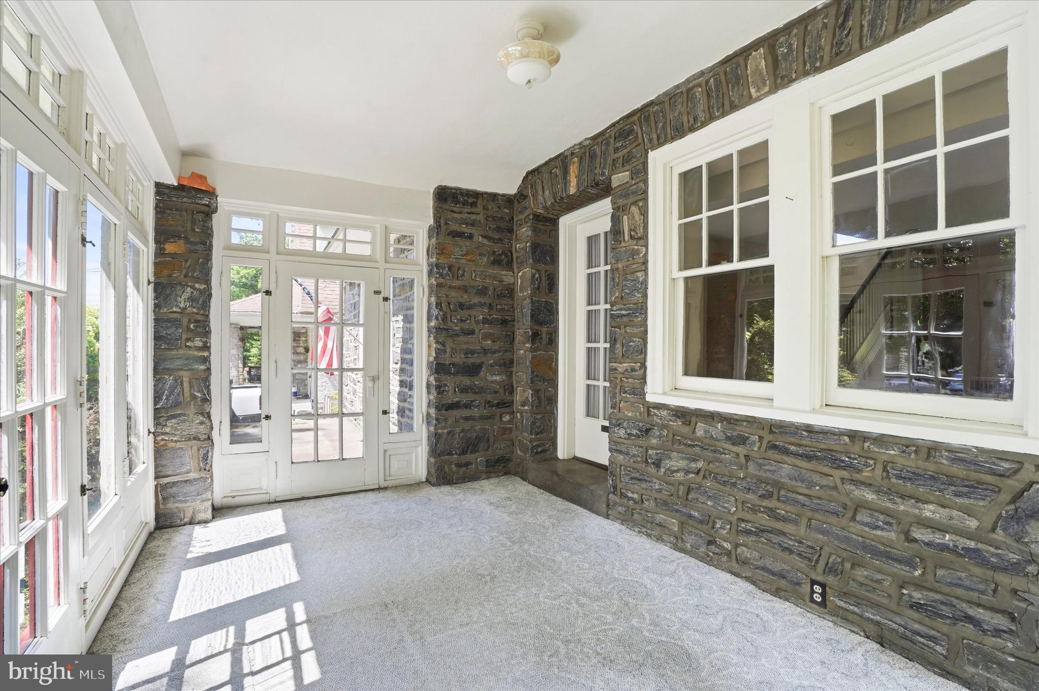 112 STRATHMORE ROAD