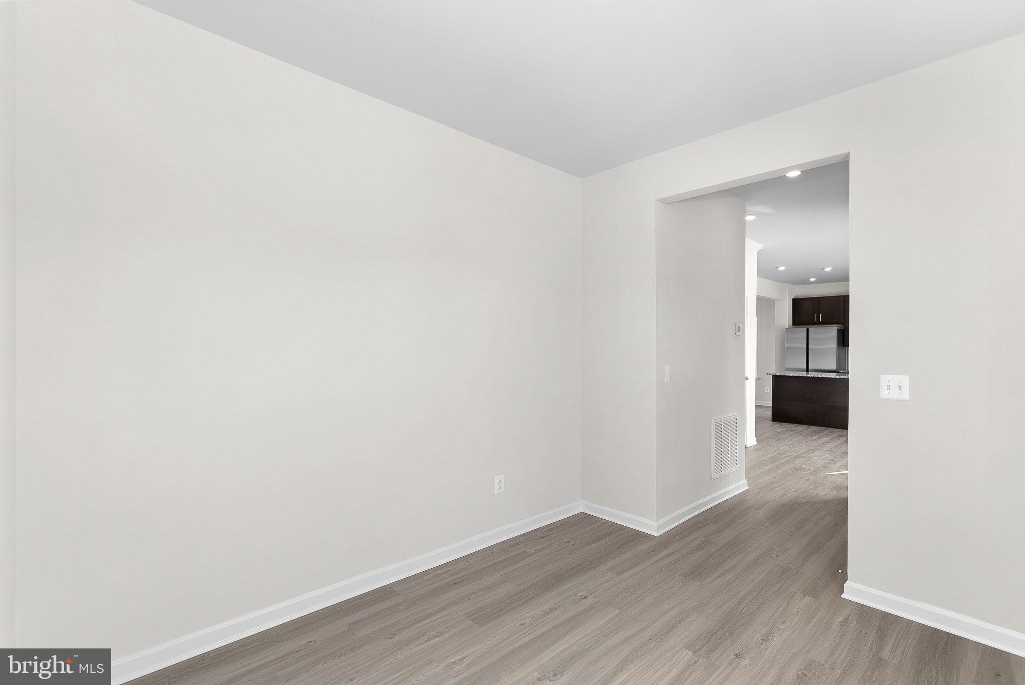 HUNTWELL WEST - Residential