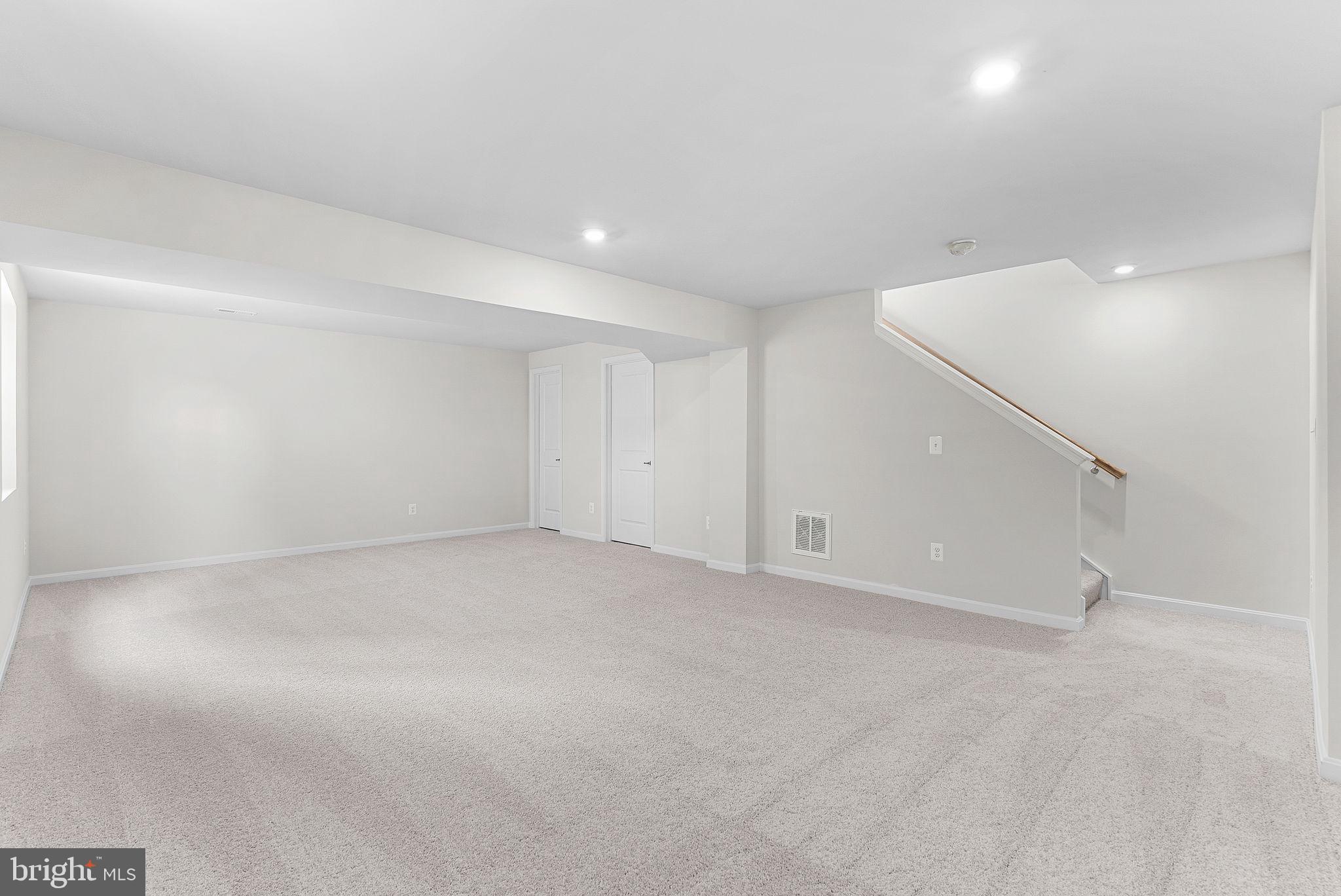 HUNTWELL WEST - Residential