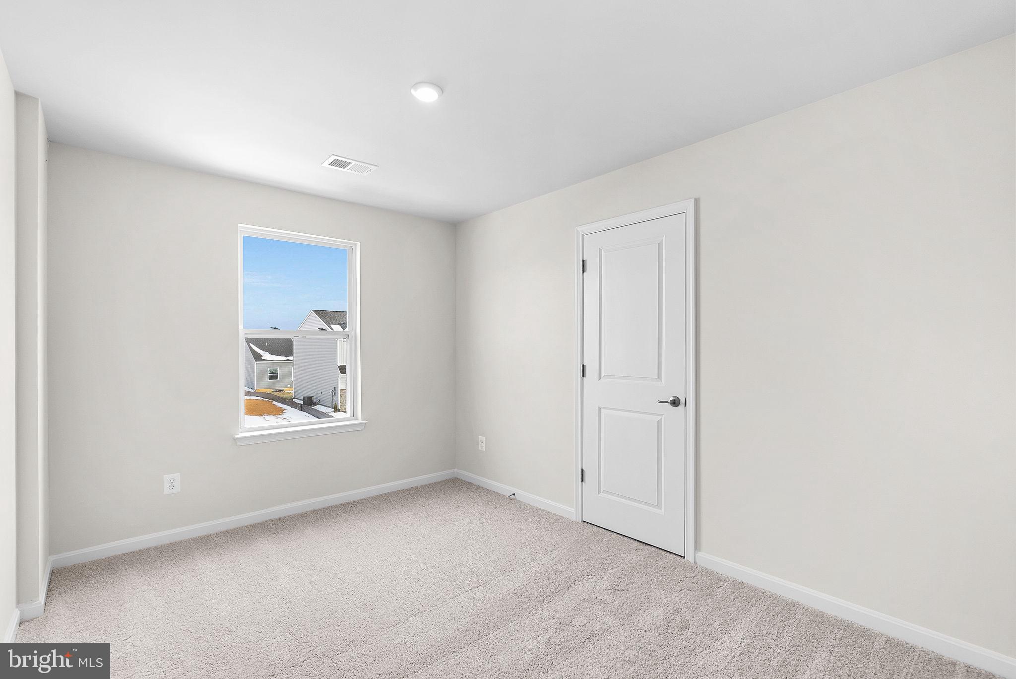 HUNTWELL WEST - Residential