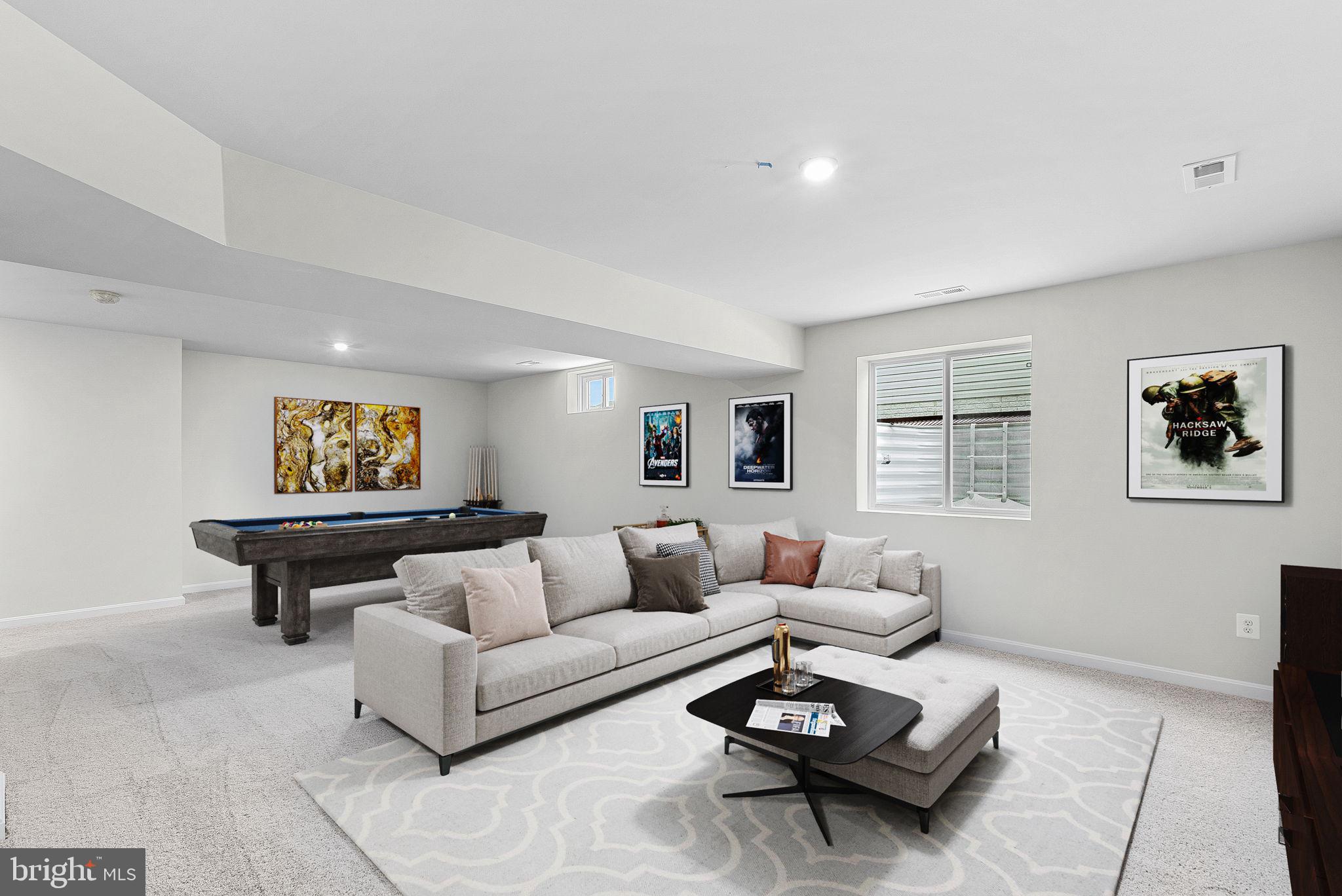 HUNTWELL WEST - Residential